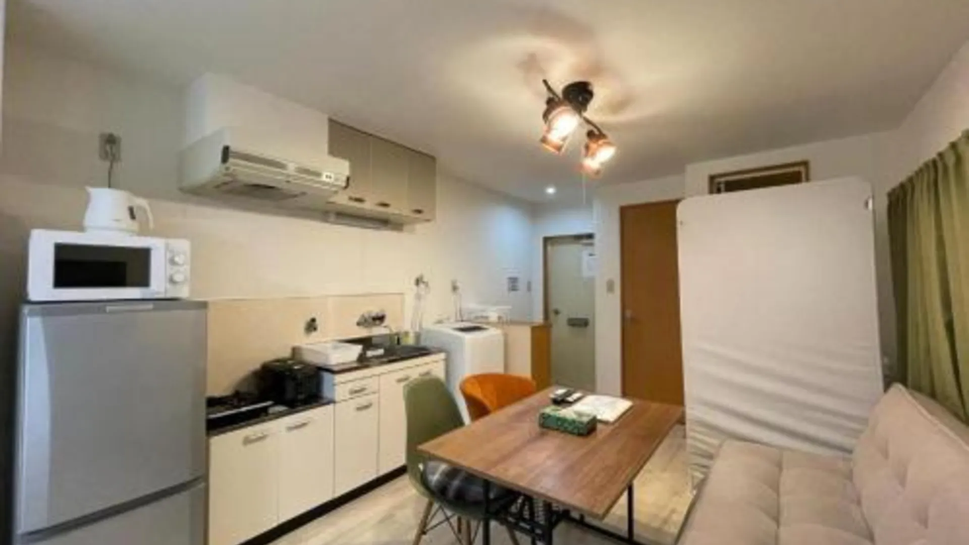 오사카 マルチステイ大阪天保山 3성급 게스트하우스 로비