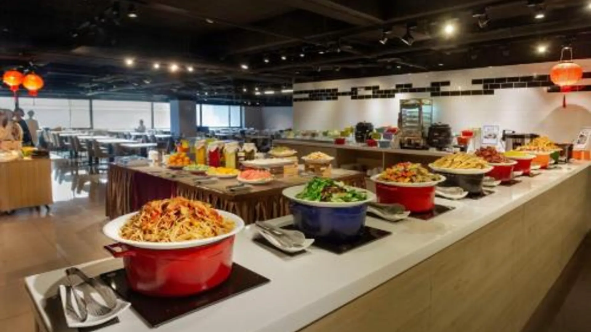 타이베이 그린 월드 중샤오 4성급 호텔 외관