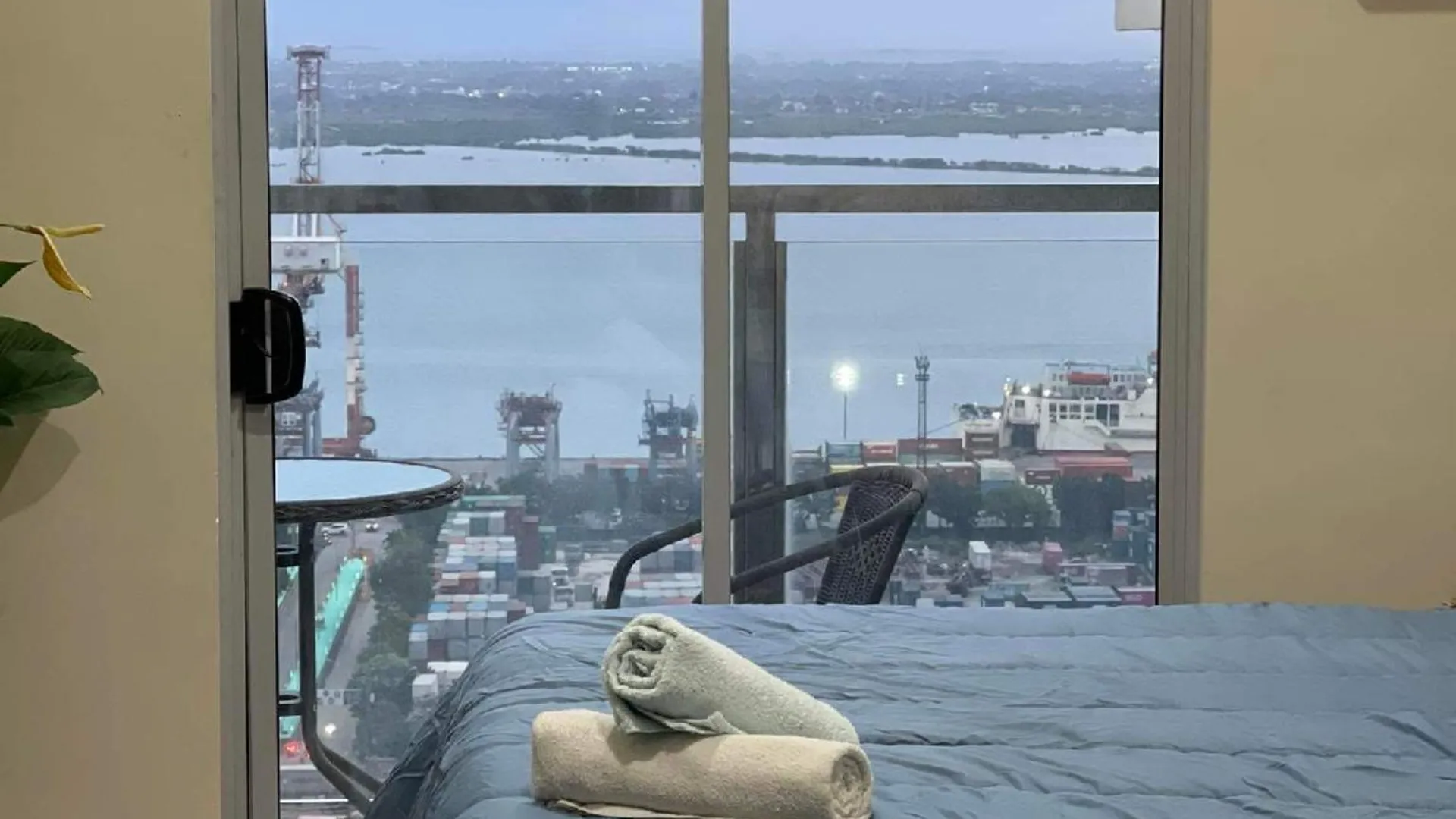 세부 씨뷰 발코니 아파트먼트, 선비다 타워 4성급 게스트하우스 스위트룸