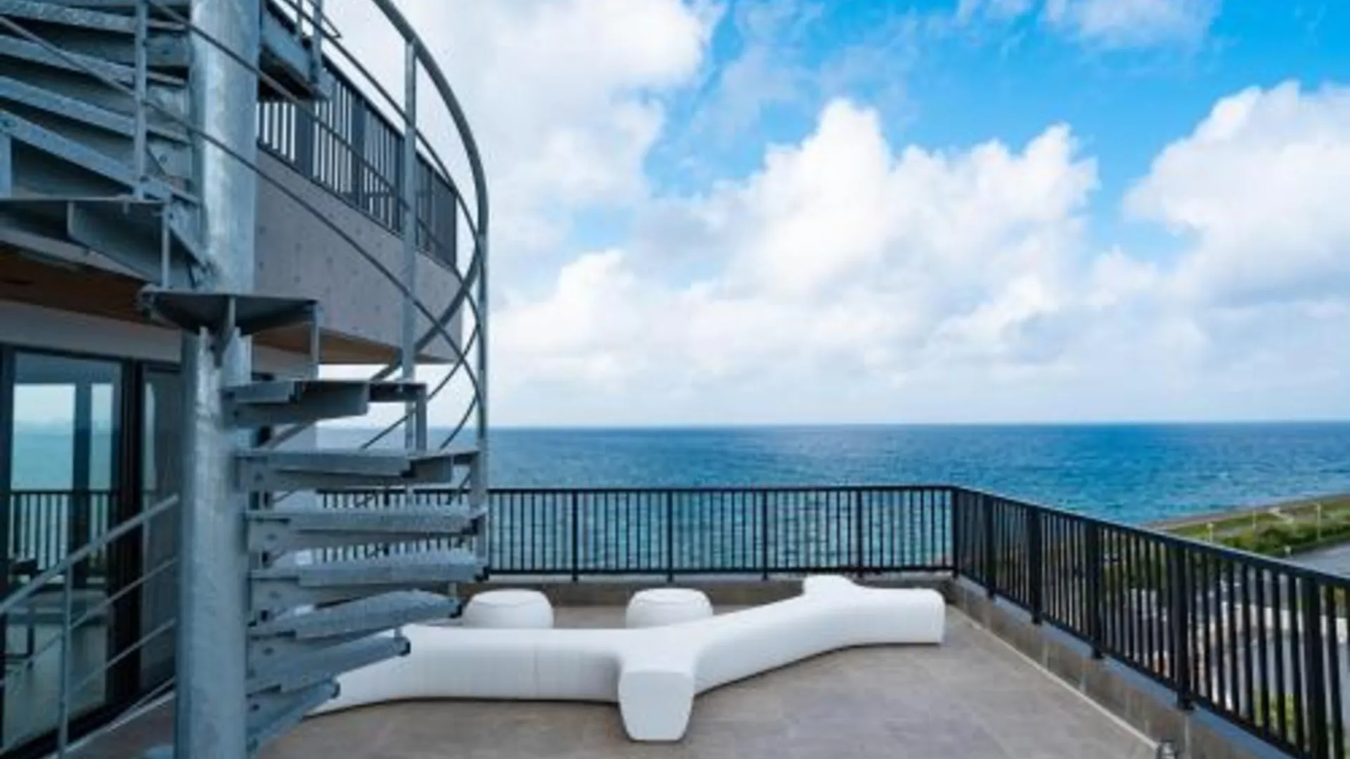 오키나와 본섬 ユナイテッドリゾート北谷オーシャンフロント 5성급 싱글룸 전망