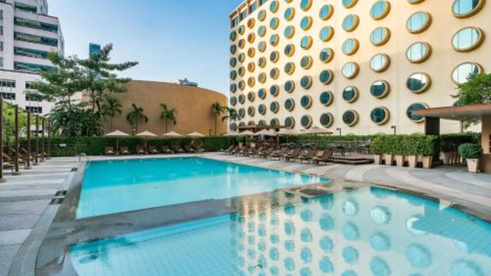 방콕 홀리데이 인 방콕 실롬 바이 IHG 4성급 호텔 스위트룸