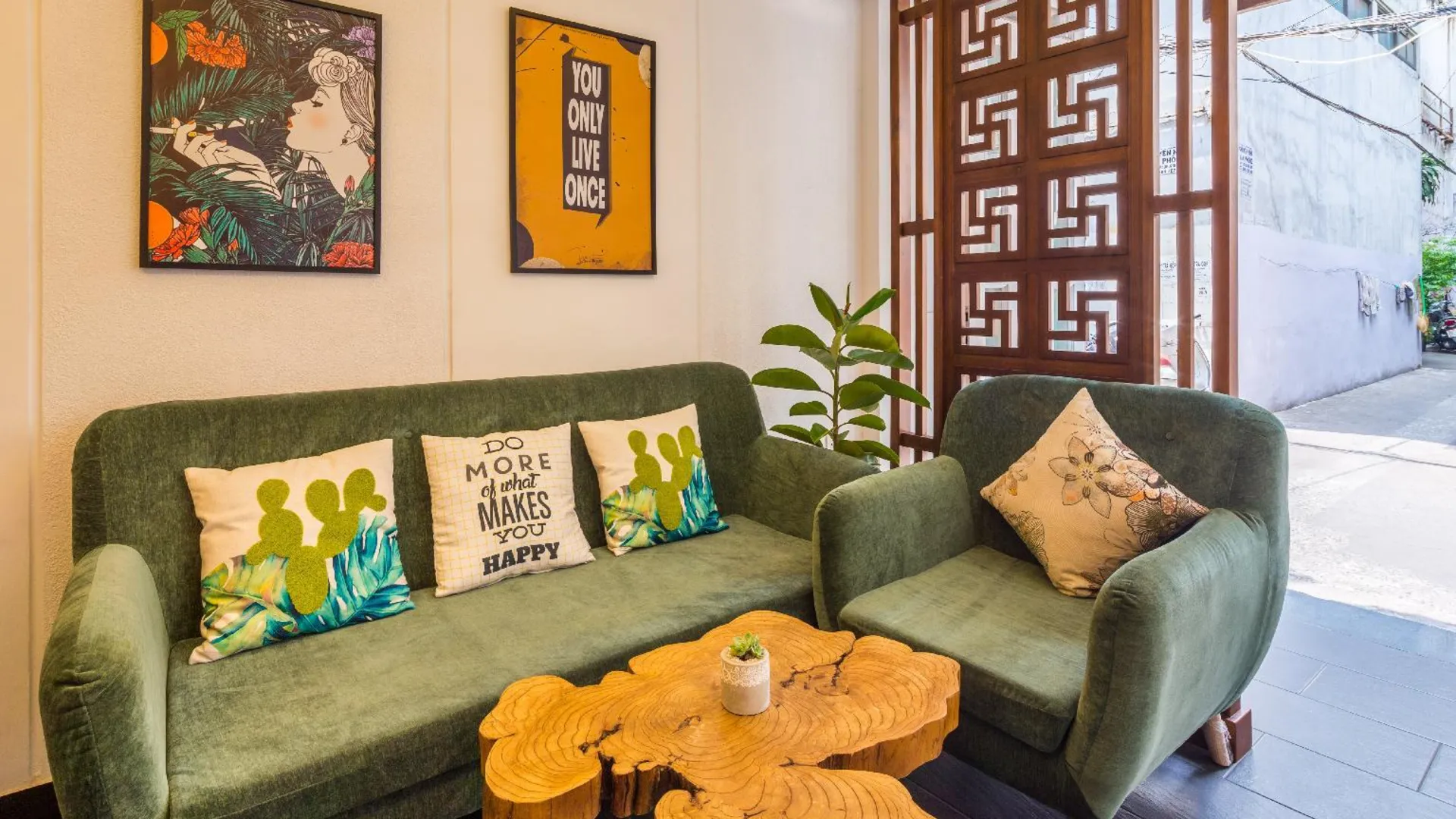 호치민 캑터스랜드 홈스테이 쩐흥다오 3성급 게스트하우스 외관