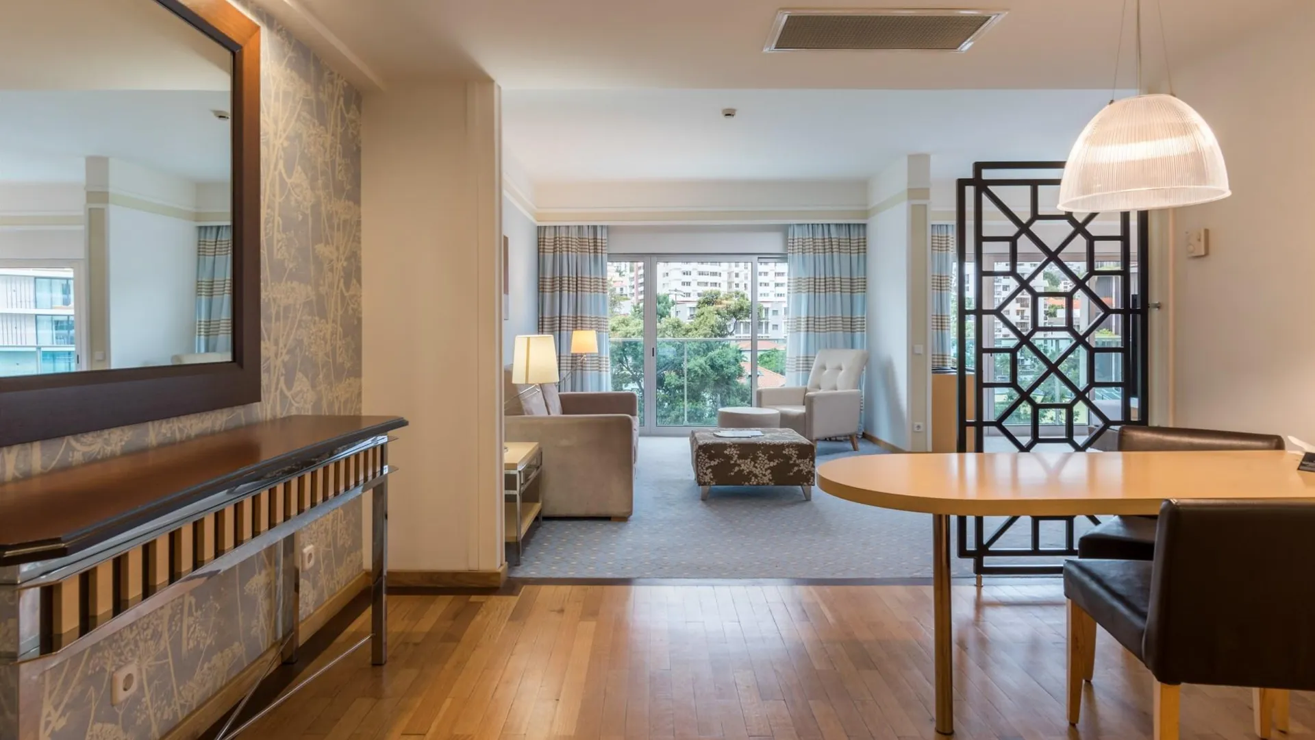 마데이라 섬 페스타나 칼튼 마데이라 오션 리조트 호텔 5성급 호텔 스위트룸