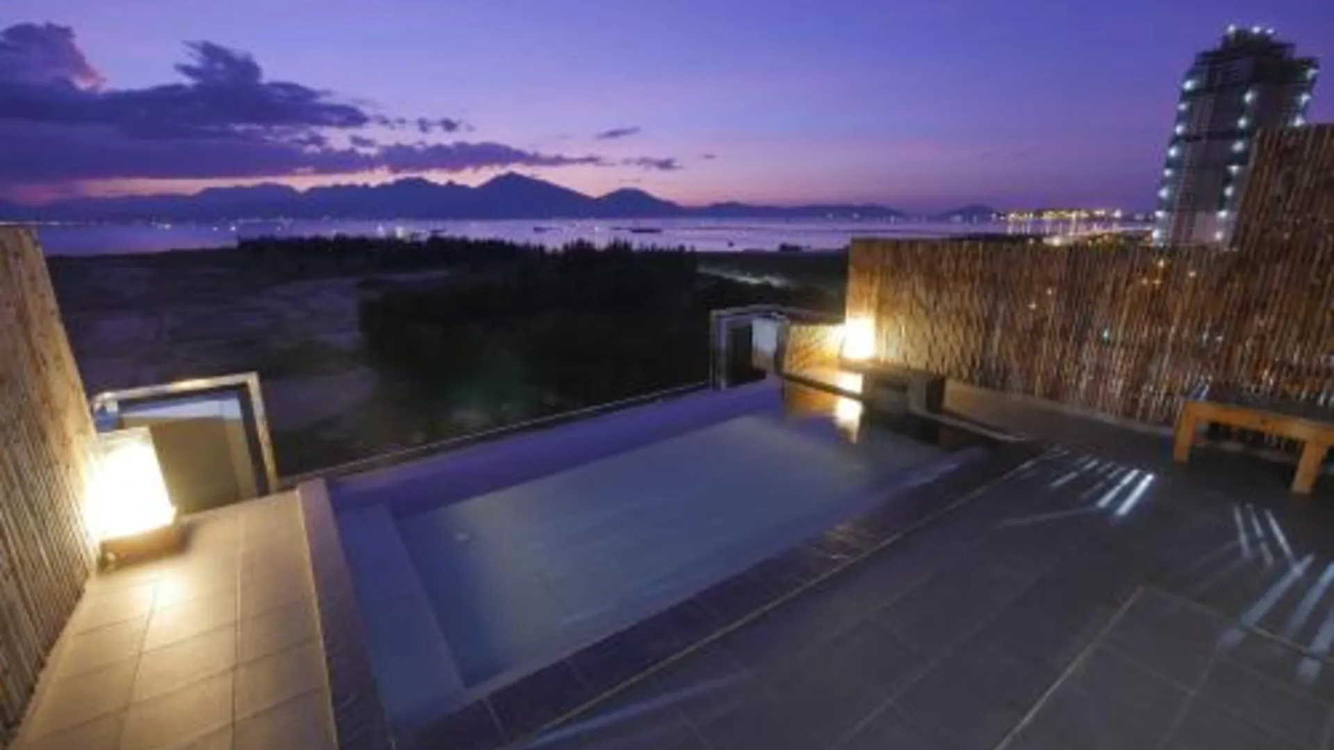 다낭 아주마야 호텔 다낭 호텔 스위트룸