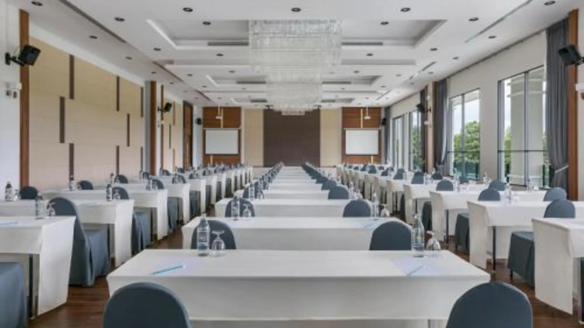 치앙라이 체이나라이 리버사이드 4성급 호텔 스위트룸