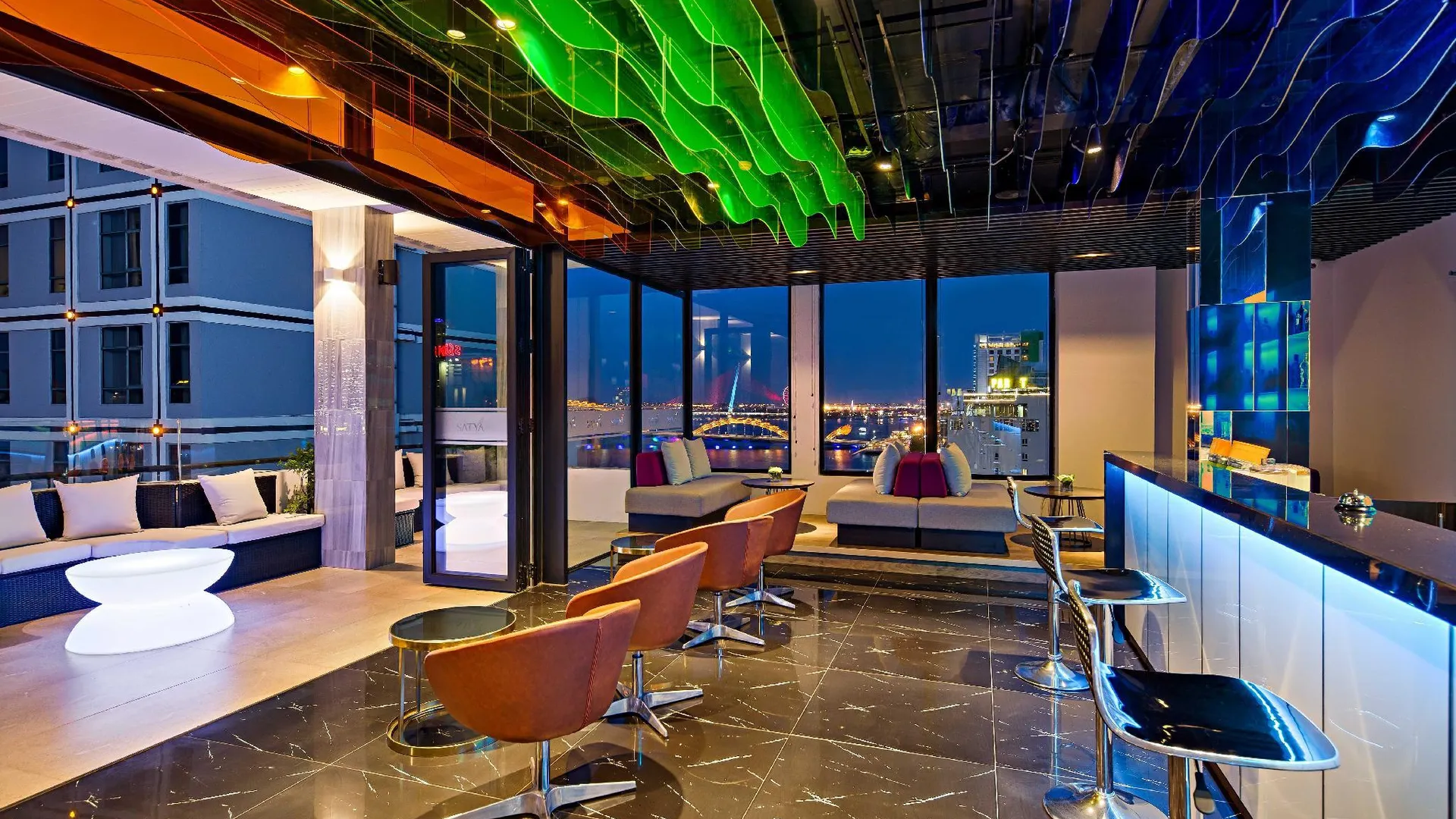 다낭 사티아 다낭 호텔 한 마켓 4성급 호텔 스위트룸