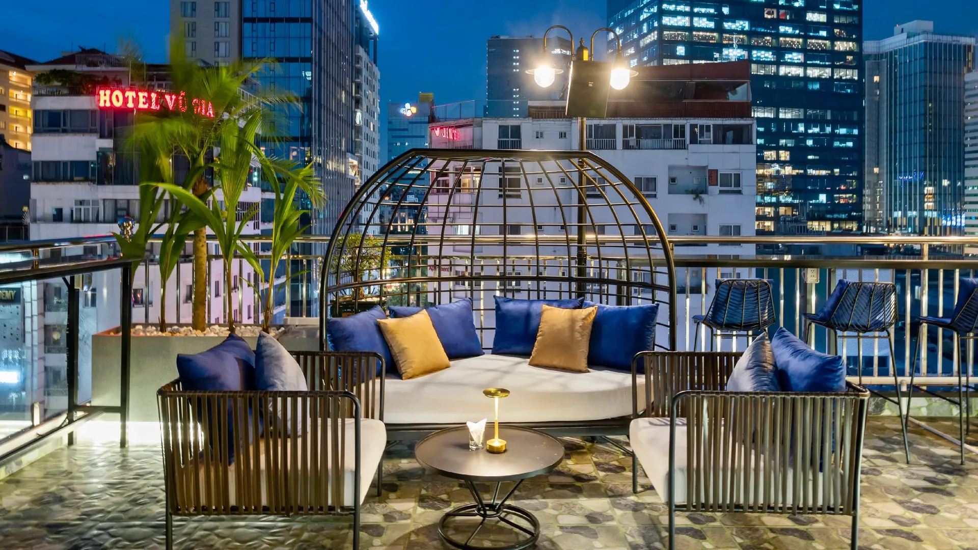 호치민 22랜드 호텔 사이공 4성급 호텔 수영장