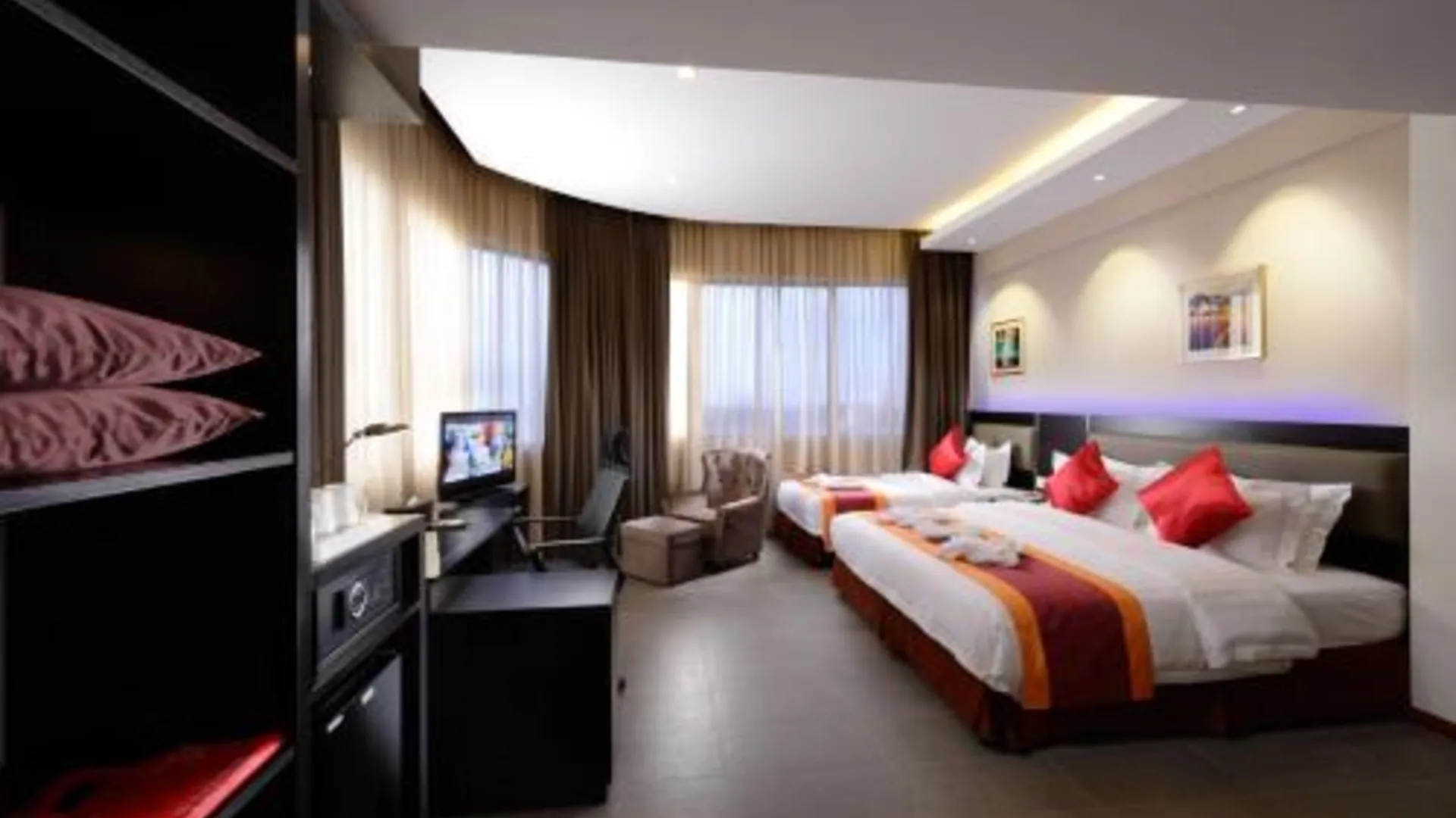 쿠안탄 E-레드 호텔 쿠안탄 3성급 호텔 스위트룸