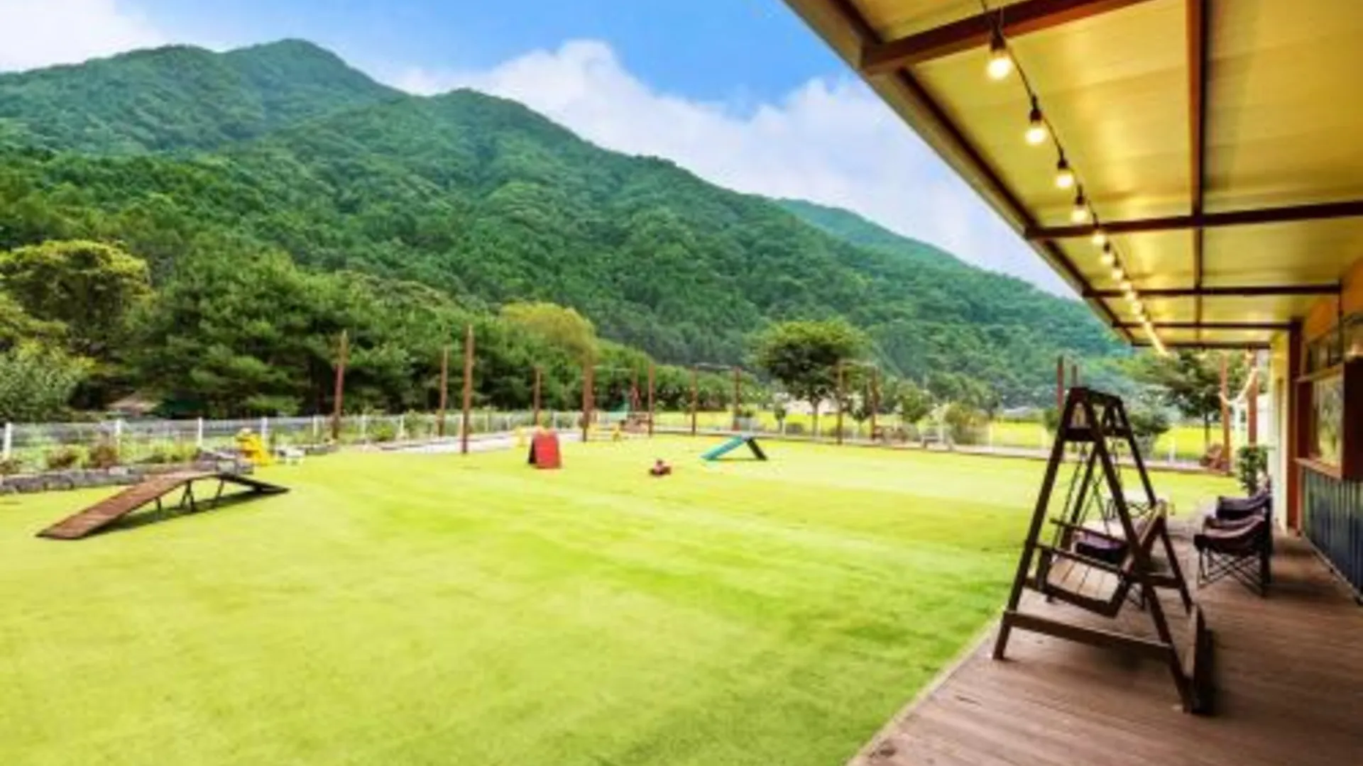 가평 퍼니멍멍 갤럭시하우스점 2성급 게스트하우스 로비