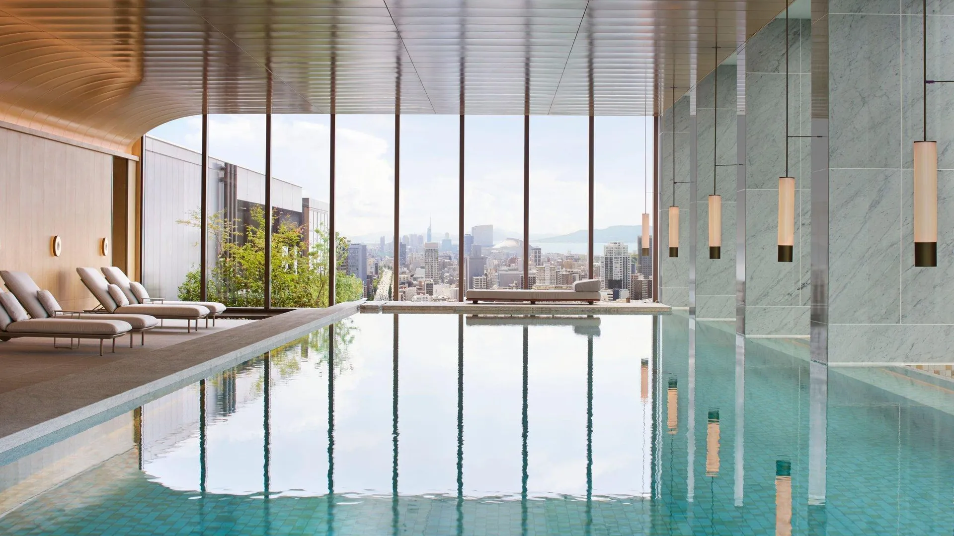 후쿠오카 더 리츠칼튼, 후쿠오카 5성급 호텔 로비