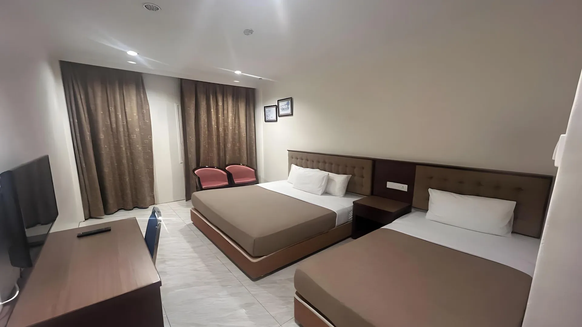 카메론 하일랜즈 Iris House Hotel Cameron Highlands 2성급 호텔 스위트룸