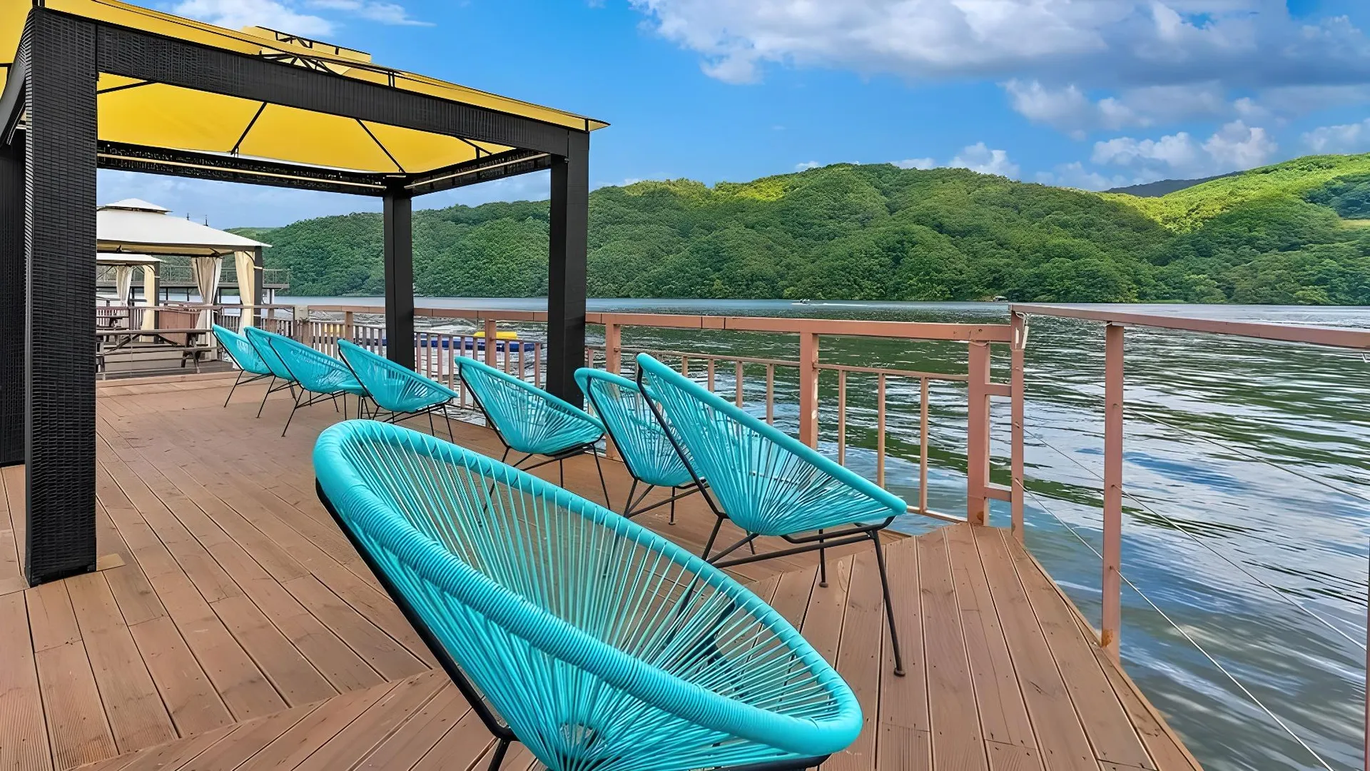 가평 포세이돈 카라반 2성급 게스트하우스 전망