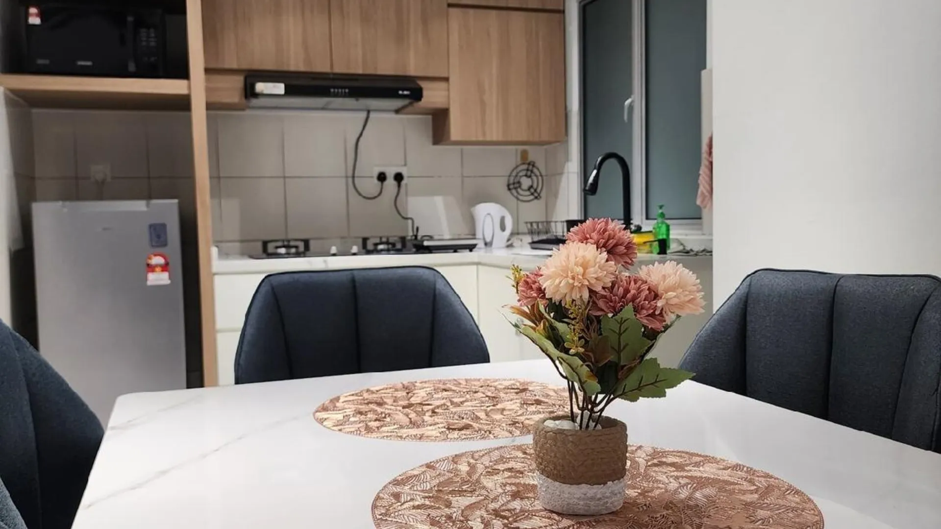 말라카 말라카 시내의 아파트먼트 (m², 침실 3개, 프라이빗 욕실 2개) 3성급 싱글룸 전망