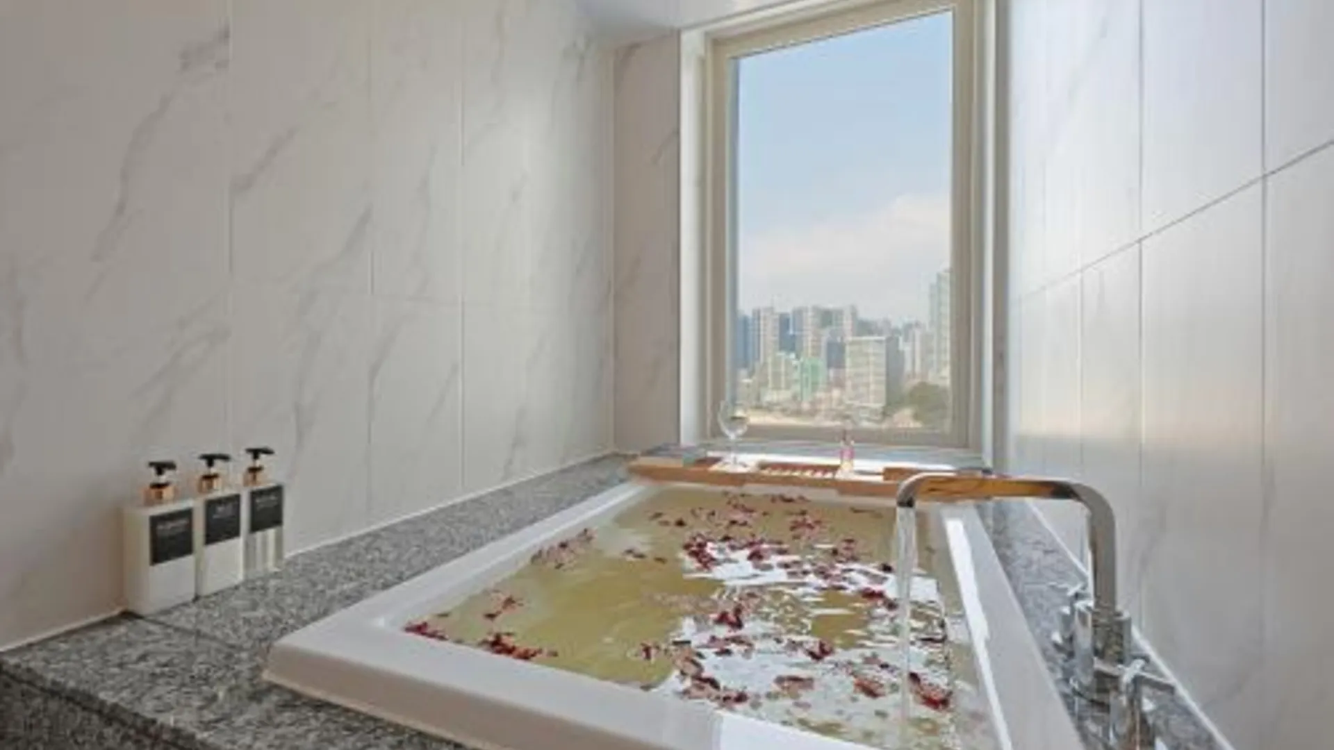 부산 엘모멘토 송도 레지던스 5성급 호텔 레스토랑