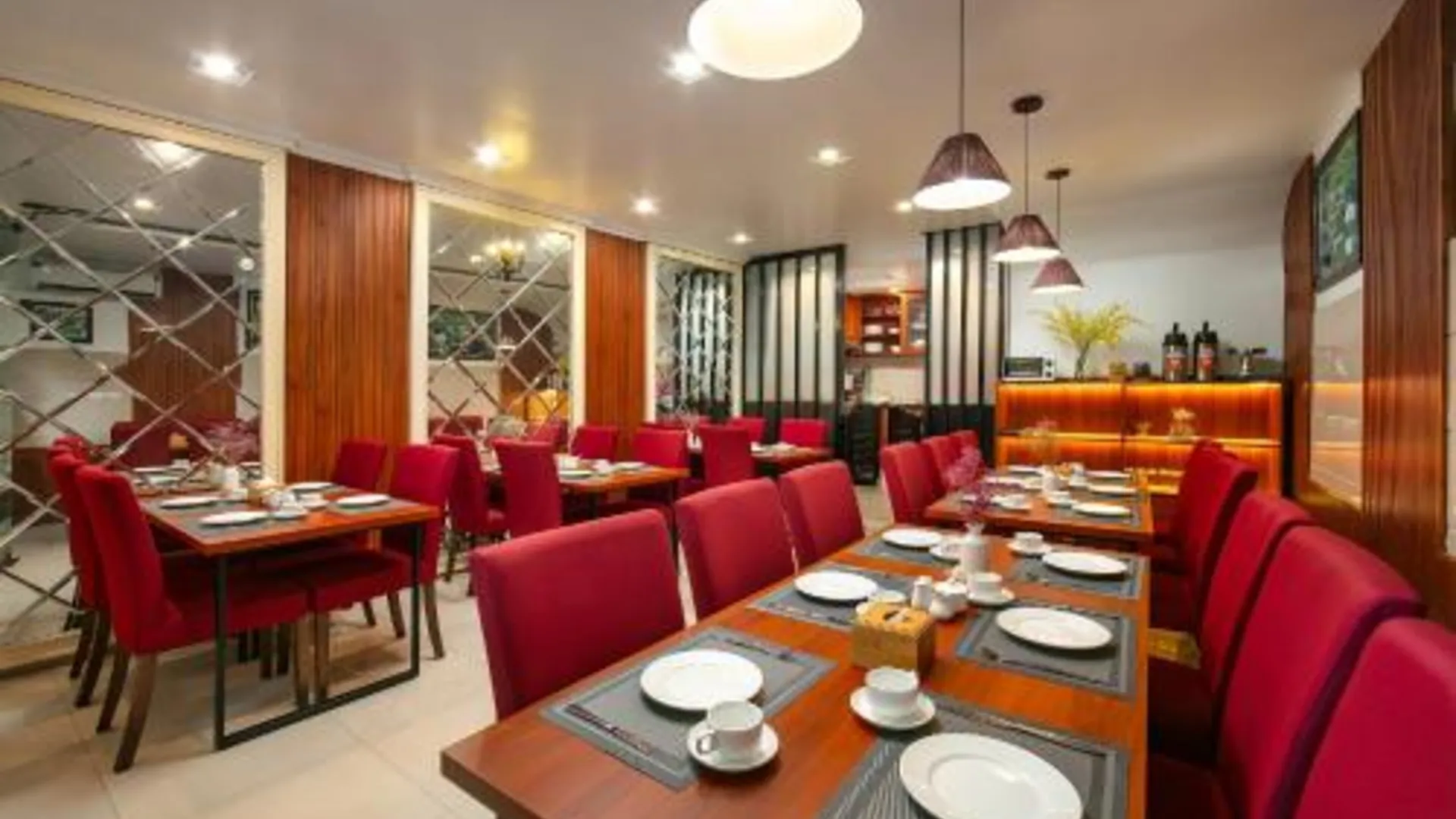 하노이 실크 플라워 호텔 3성급 호텔 외관