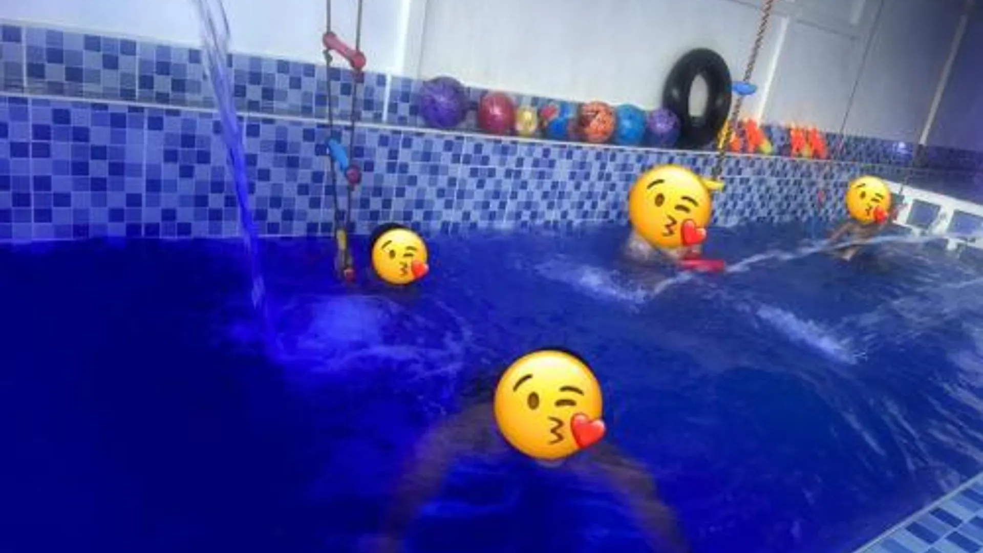 쿠알라테렝가누 세베랑 타키르 / 공항의  (m², 침실 4개, 프라이빗 욕실 2개) 4성급 게스트하우스 부대시설