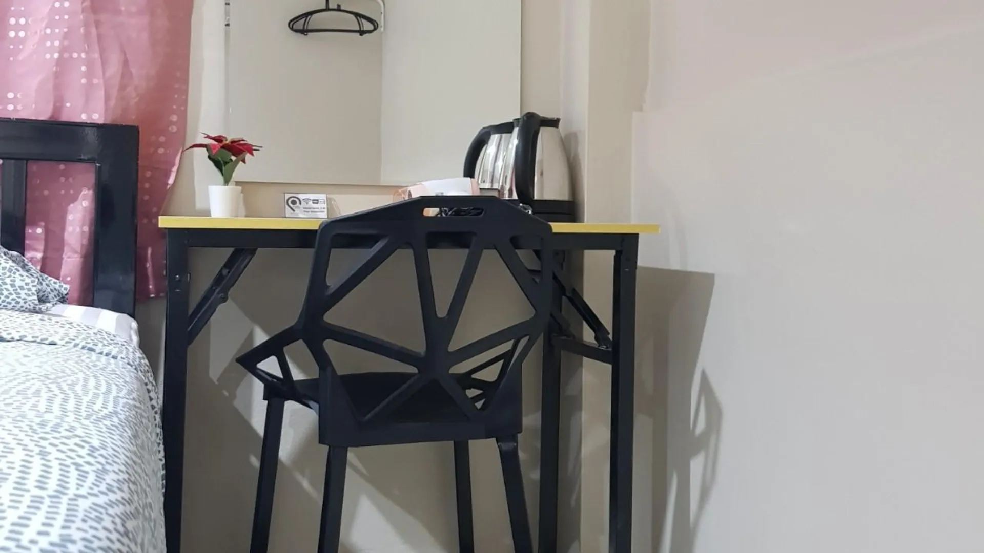 방콕 체크인 호스텔 @ 돈무앙 에어포트 4성급 호텔 레스토랑