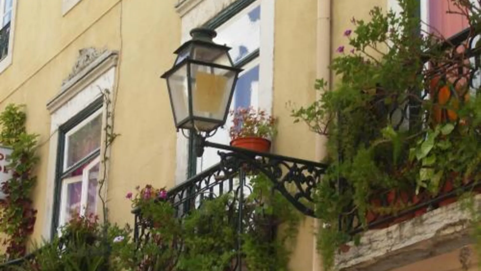 리스본 디아스 에 도밍게스 2성급 호텔 로비