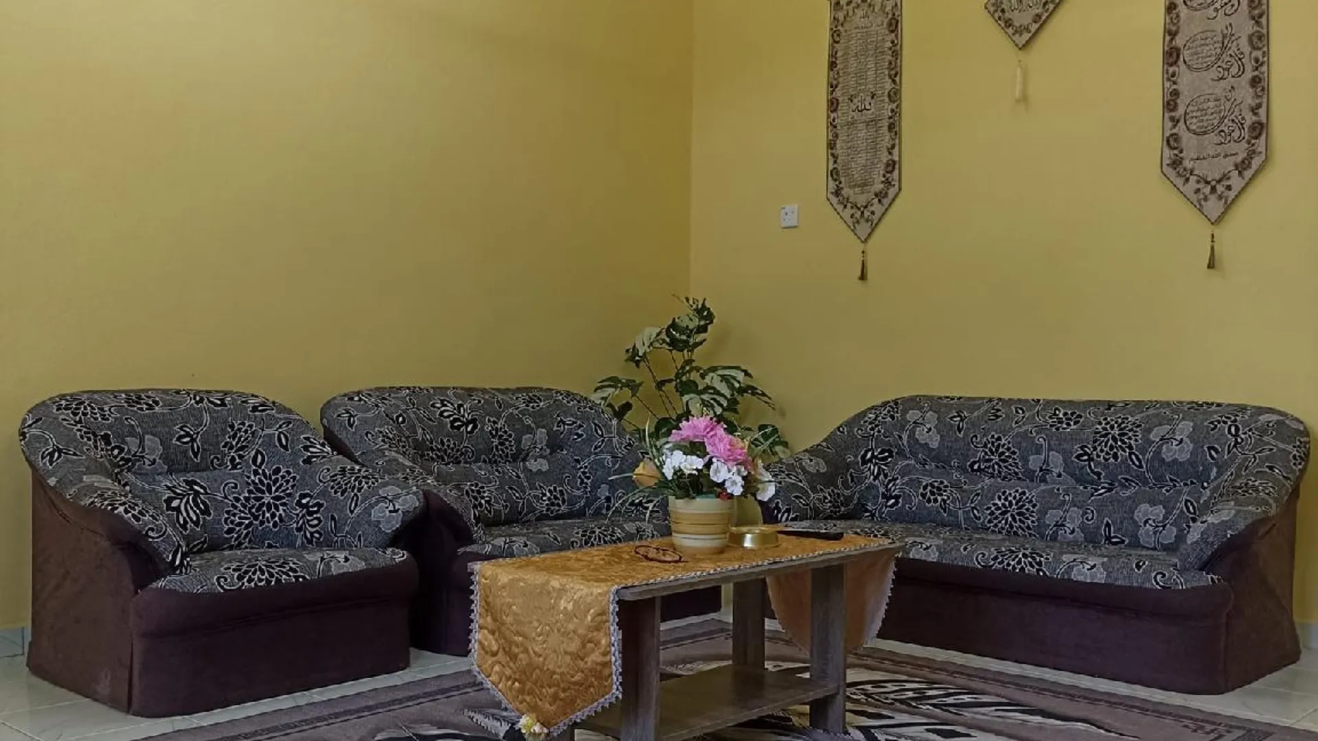 타나 메라 타나 메라의 프라이빗 하우스 (m², 침실 3개, 프라이빗 욕실 2개) 2성급 싱글룸 로비