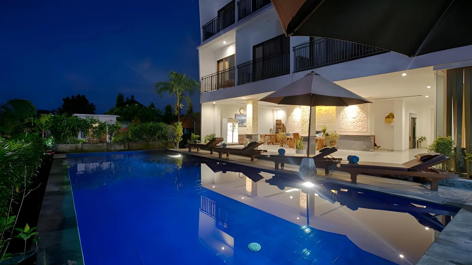 발리 마이 빌라 앤 리조트 짱구 4성급 호텔 스위트룸