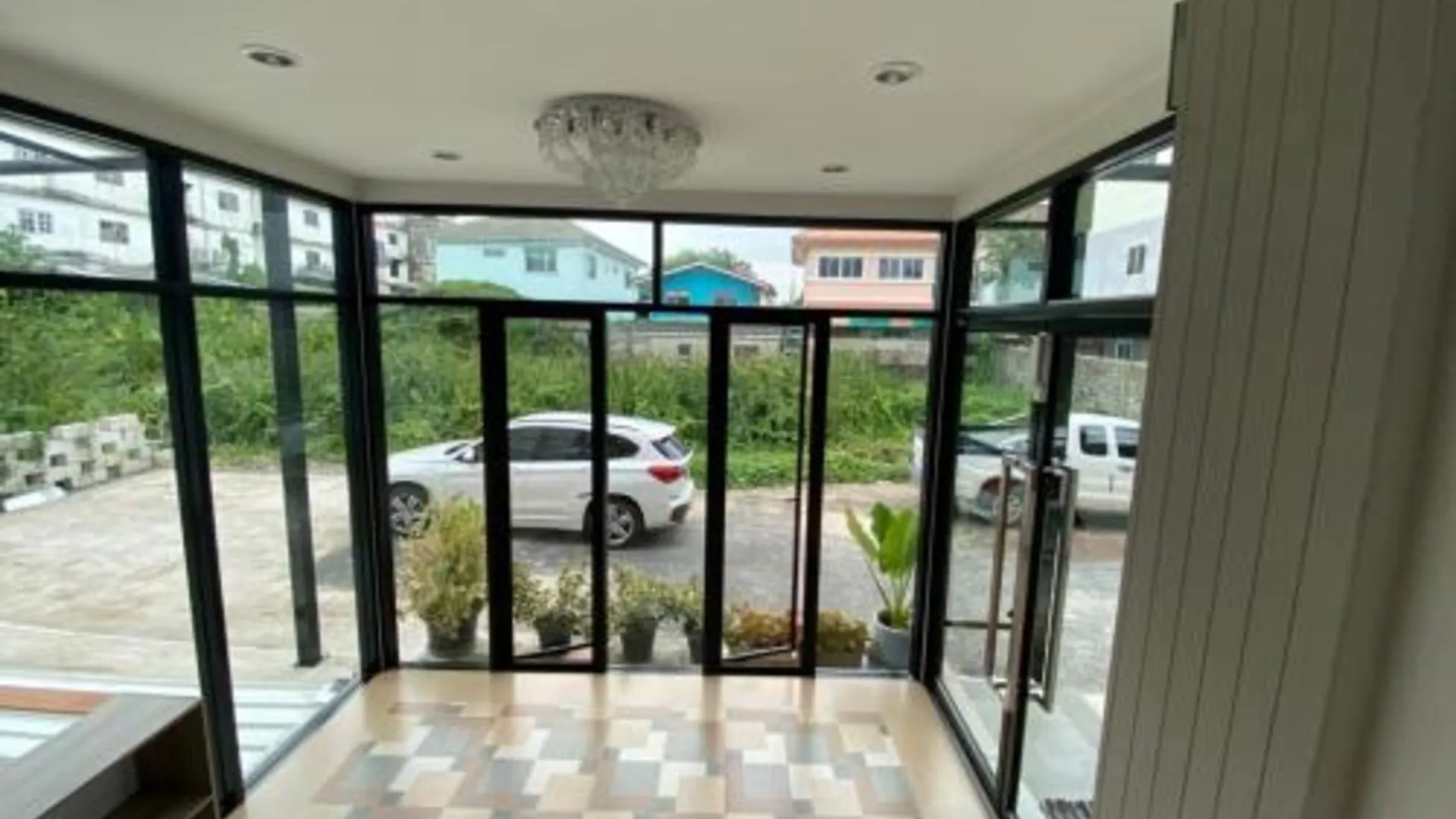 방콕 Firstbuild Apartment (เฟิร์สบิวท์อพาร์ทเม้น) 3성급 싱글룸 로비