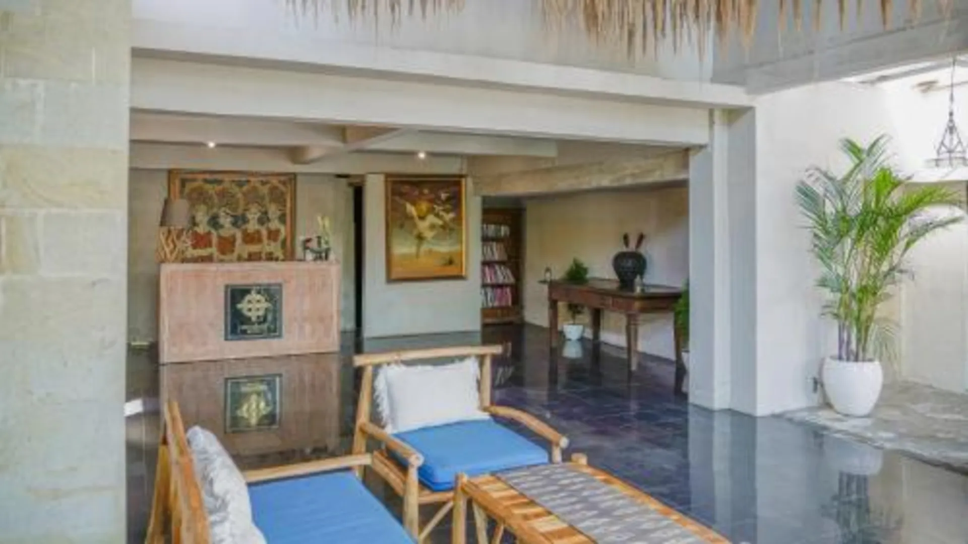 발리 로카사리 리트리트 3성급 호텔 수영장