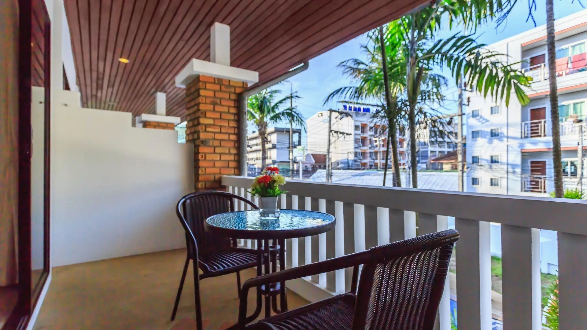 푸켓 ETK 파통 3성급 호텔 수영장