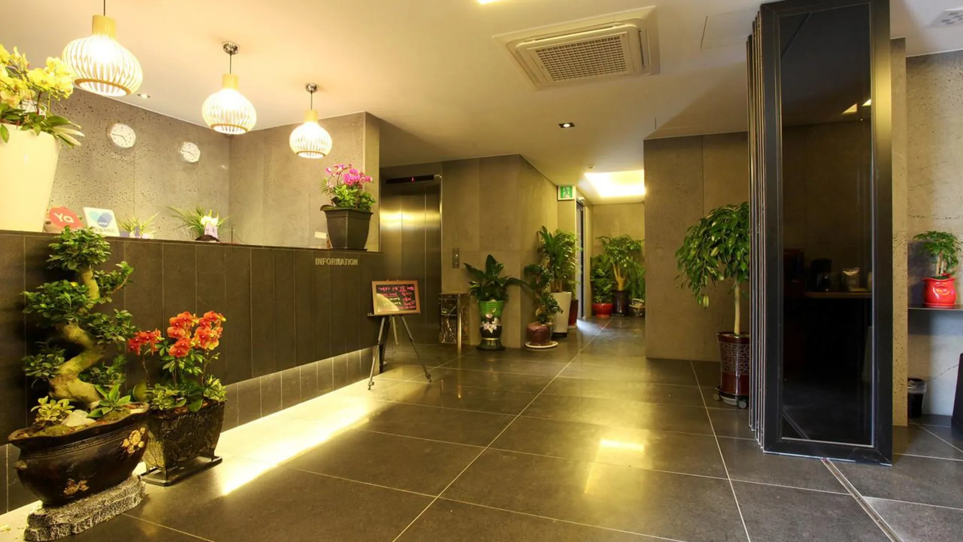 서울 레몬트리호텔 종로 호텔 전망