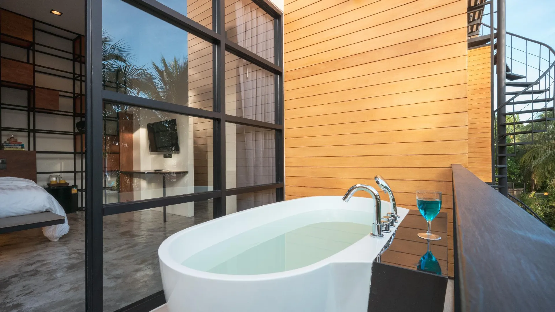 푸켓 북 어 베드 포스텔 3성급 호텔 전망