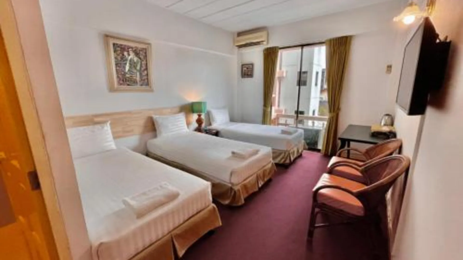 방콕 망고 라군플레이스 2성급 호텔 스위트룸