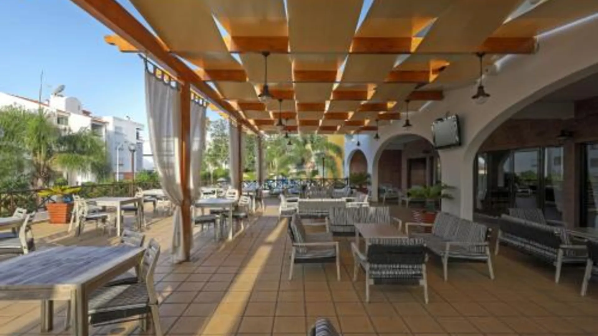 알부페이라 Aparthotel Paladim & Alagoamar 4성급 호텔 레스토랑