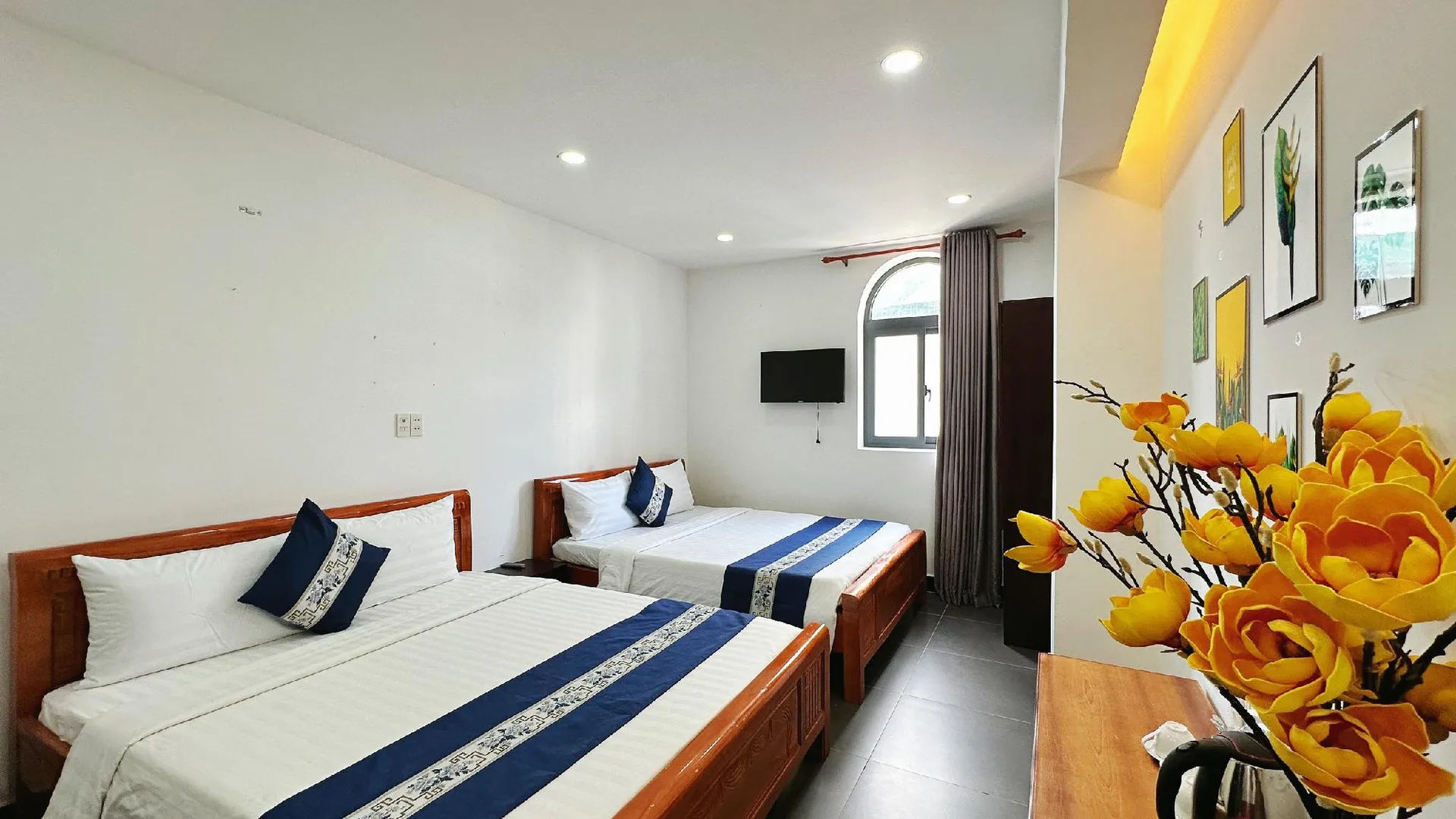 호치민 K&T 호텔 - 탄손낫 에어포트 3성급 호텔 수영장