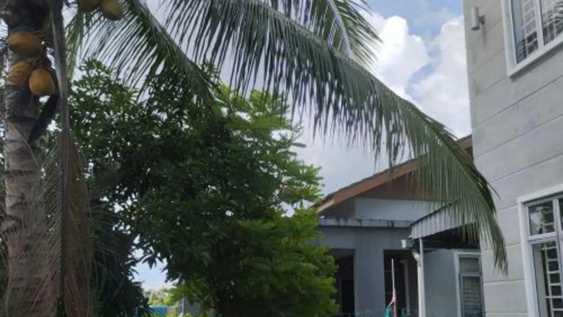 알로스타 / 알로르세타르 케팔라 바타스의 프라이빗 하우스 (100m², 침실 4개, 프라이빗 욕실 3개) 3성급 게스트하우스 레스토랑