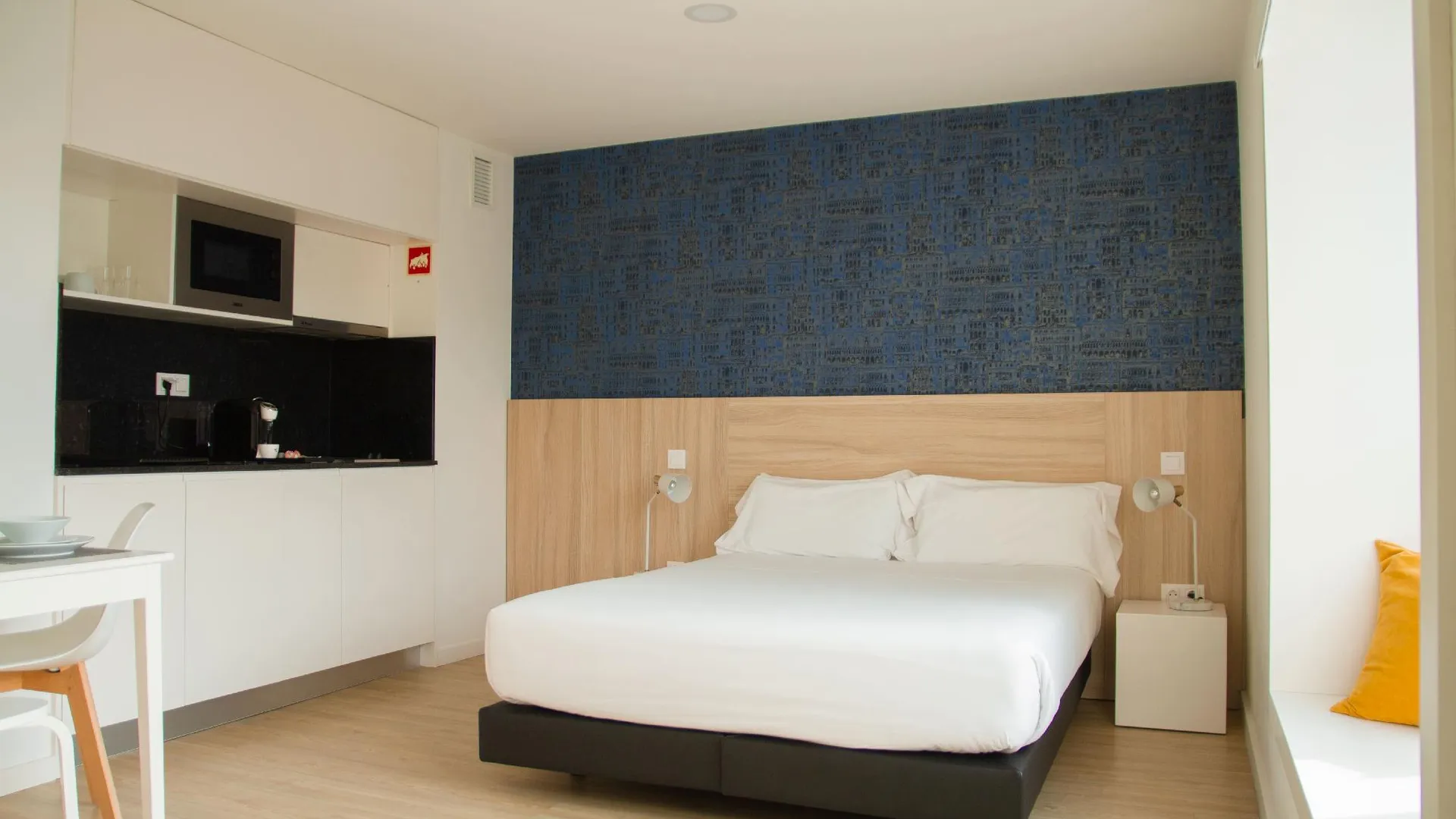 포르투 룸 셀렉트 포르투 스위트 3성급 호텔 스위트룸