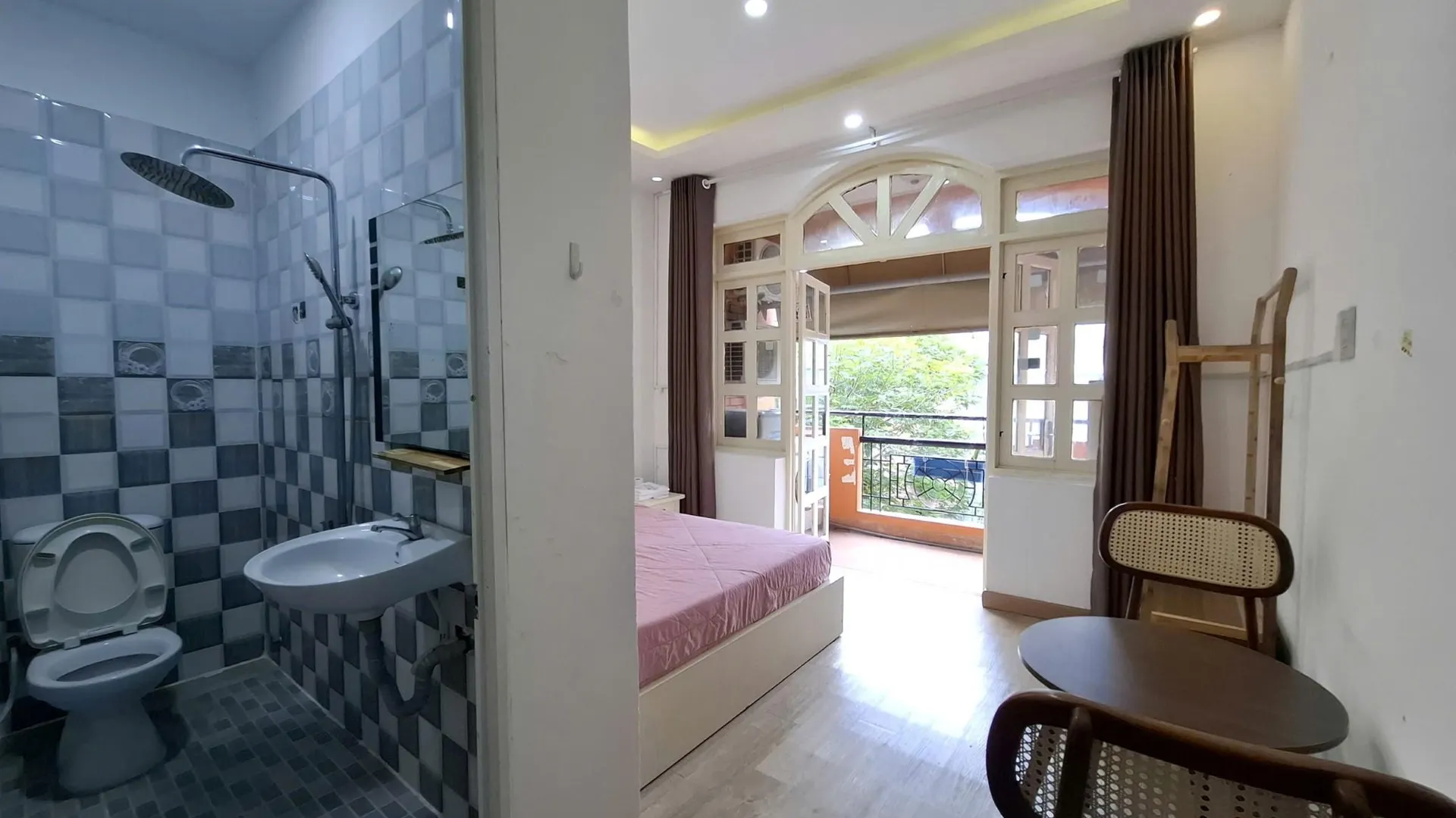 호치민 루나리아 메종 - 탄딘 코너 3성급 게스트하우스 스위트룸