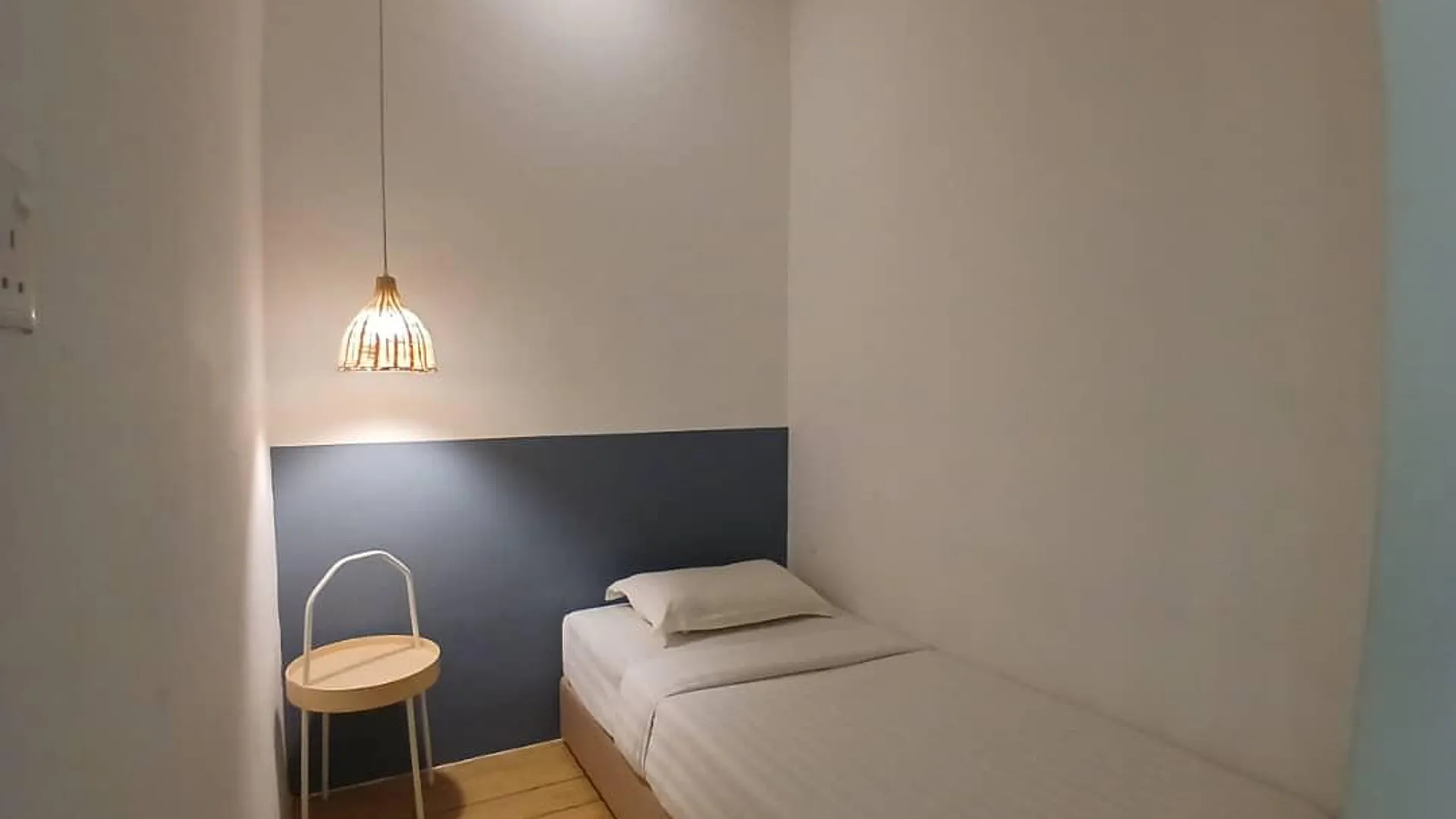 코타키나발루 크파얀의 아파트먼트 (540m², 침실 2개, 프라이빗 욕실 1개) 3성급 싱글룸 레스토랑