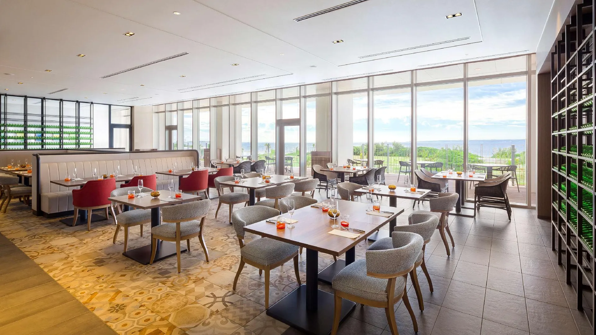 오키나와 본섬 힐튼 클럽 더 비치 리조트 세소코 3성급 호텔 객실