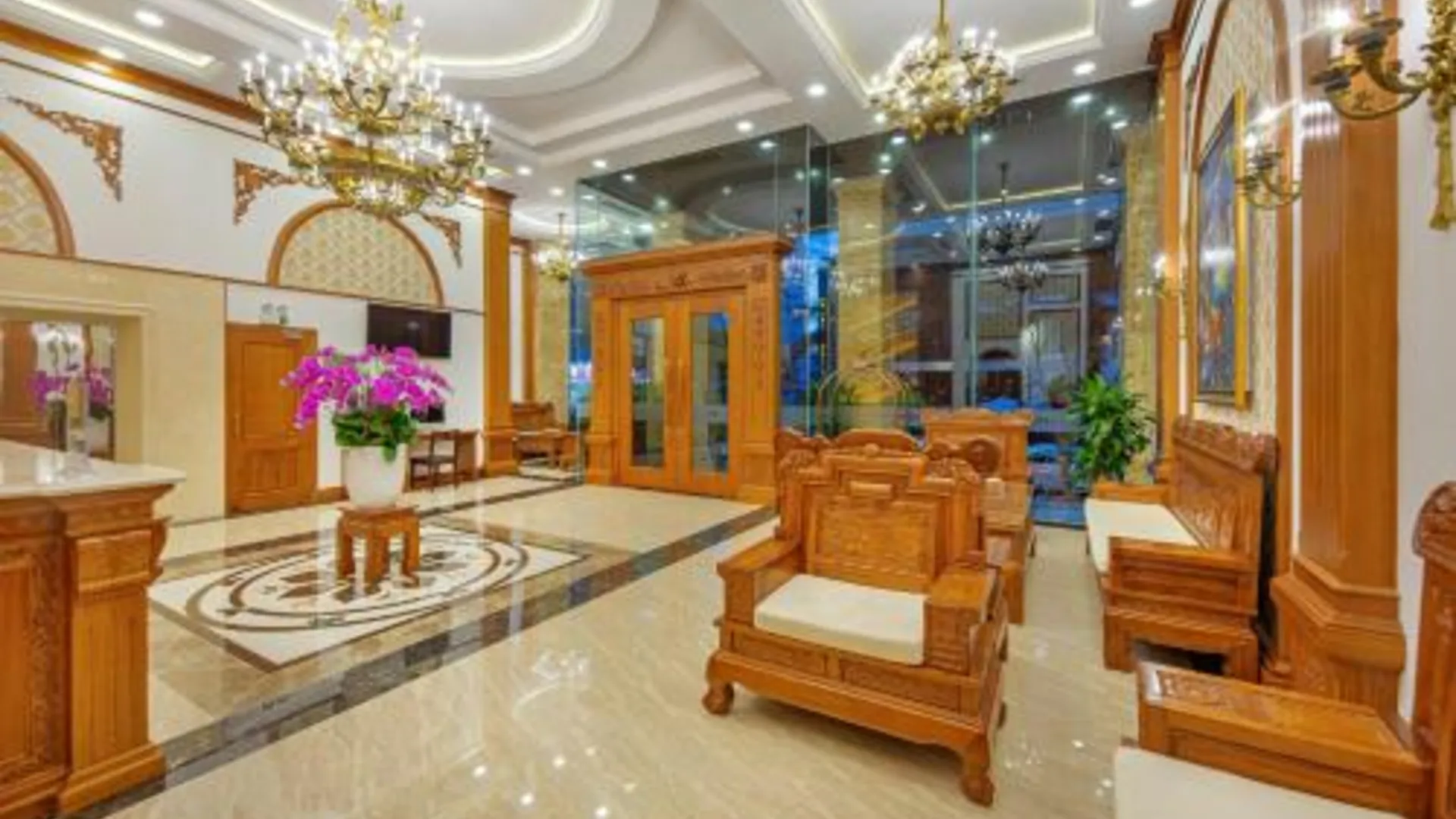 다낭 산타 럭셔리 호텔 4성급 호텔 로비