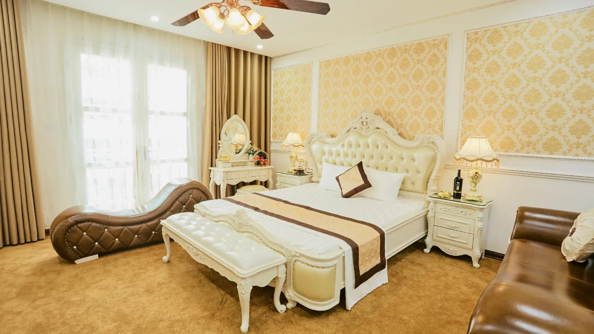 하노이 킹스 호텔 미 딘 3성급 호텔 스위트룸