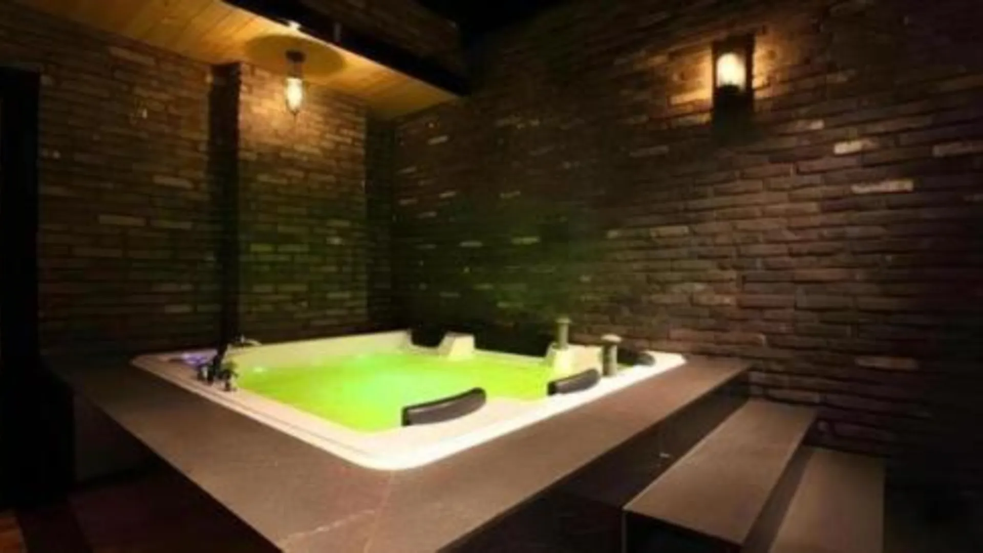 서울 호텔 아하바 2성급 호텔 레스토랑