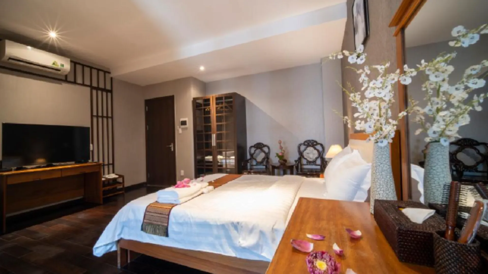 호치민 센 스파 서비스 아파트먼트 4성급 호텔 수영장