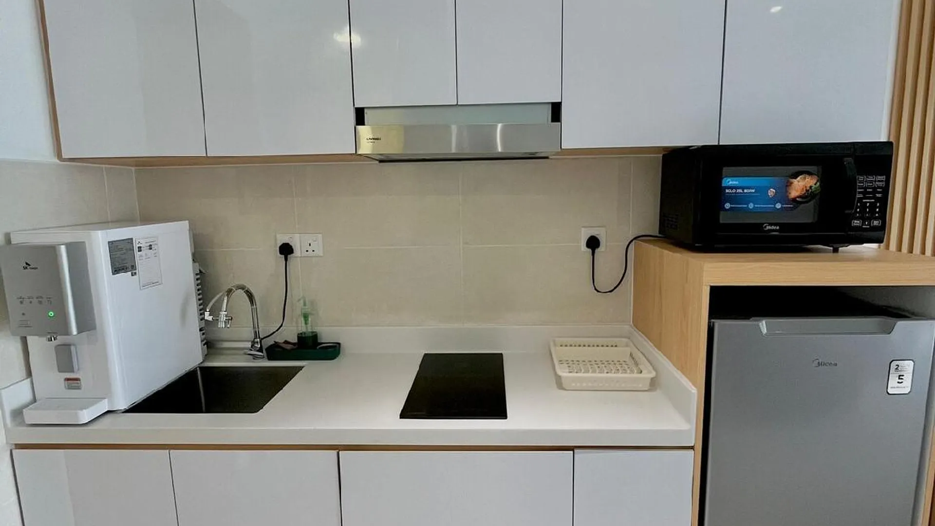 코타키나발루 시티 센터의 프라이빗 하우스 (m², 침실 2개, 프라이빗 욕실 1개) 3성급 싱글룸 수영장