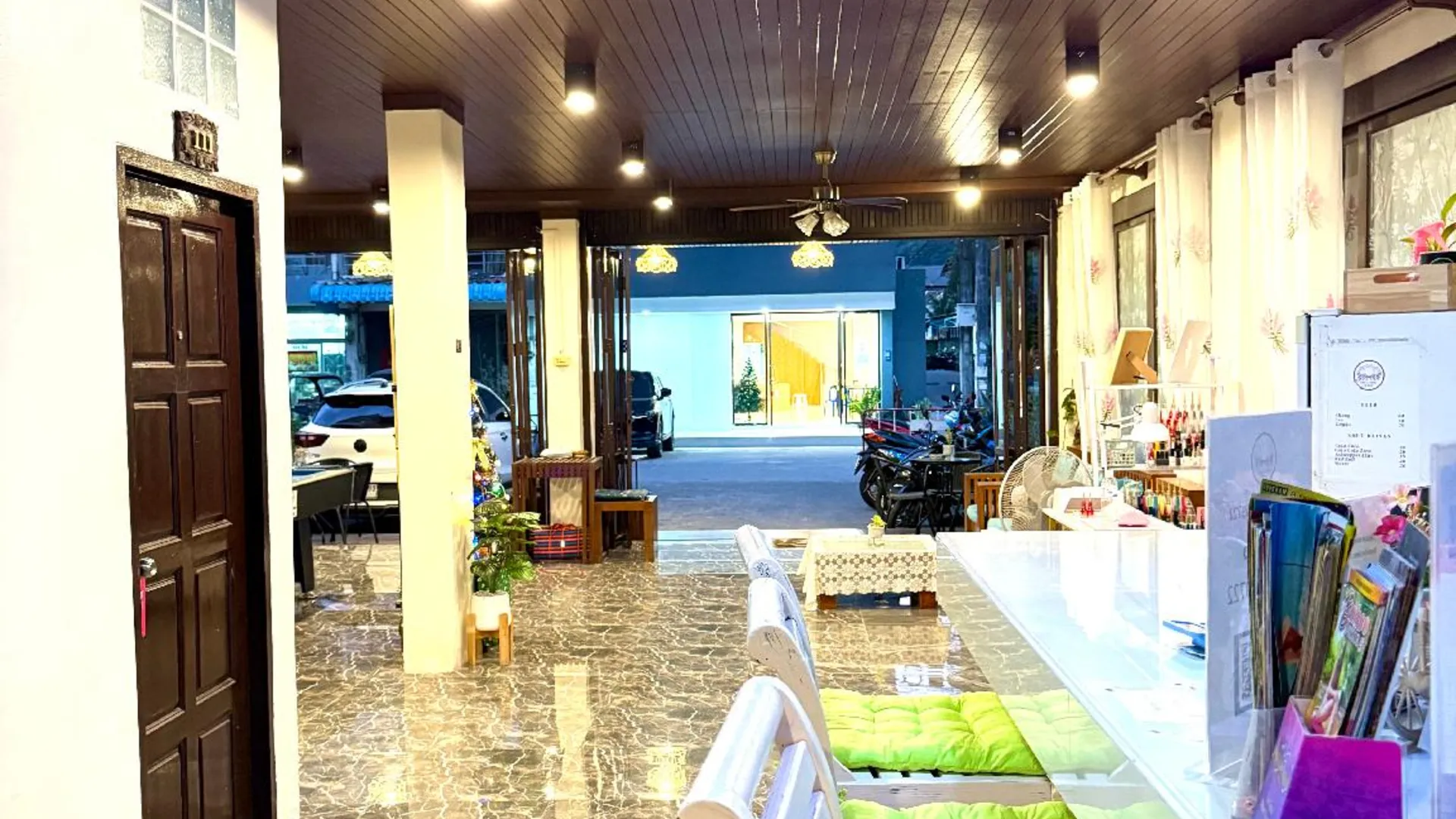 푸켓 타이 클래식 하우스 3성급 호텔 수영장