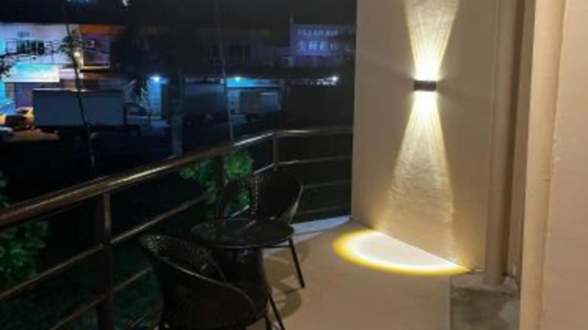 셈포르나 할로 호텔 호텔 외관