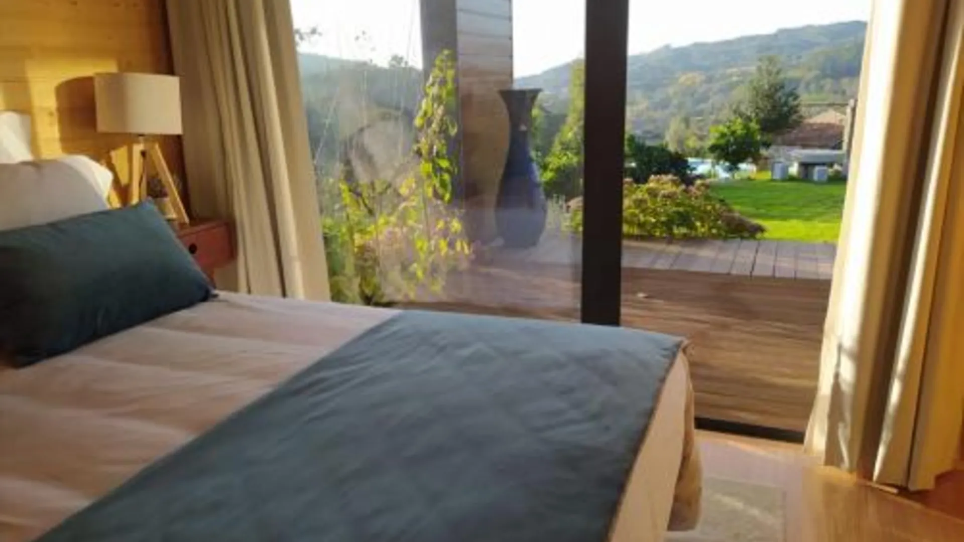 파페 Devagar & Devagarinho 3성급 싱글룸 스위트룸