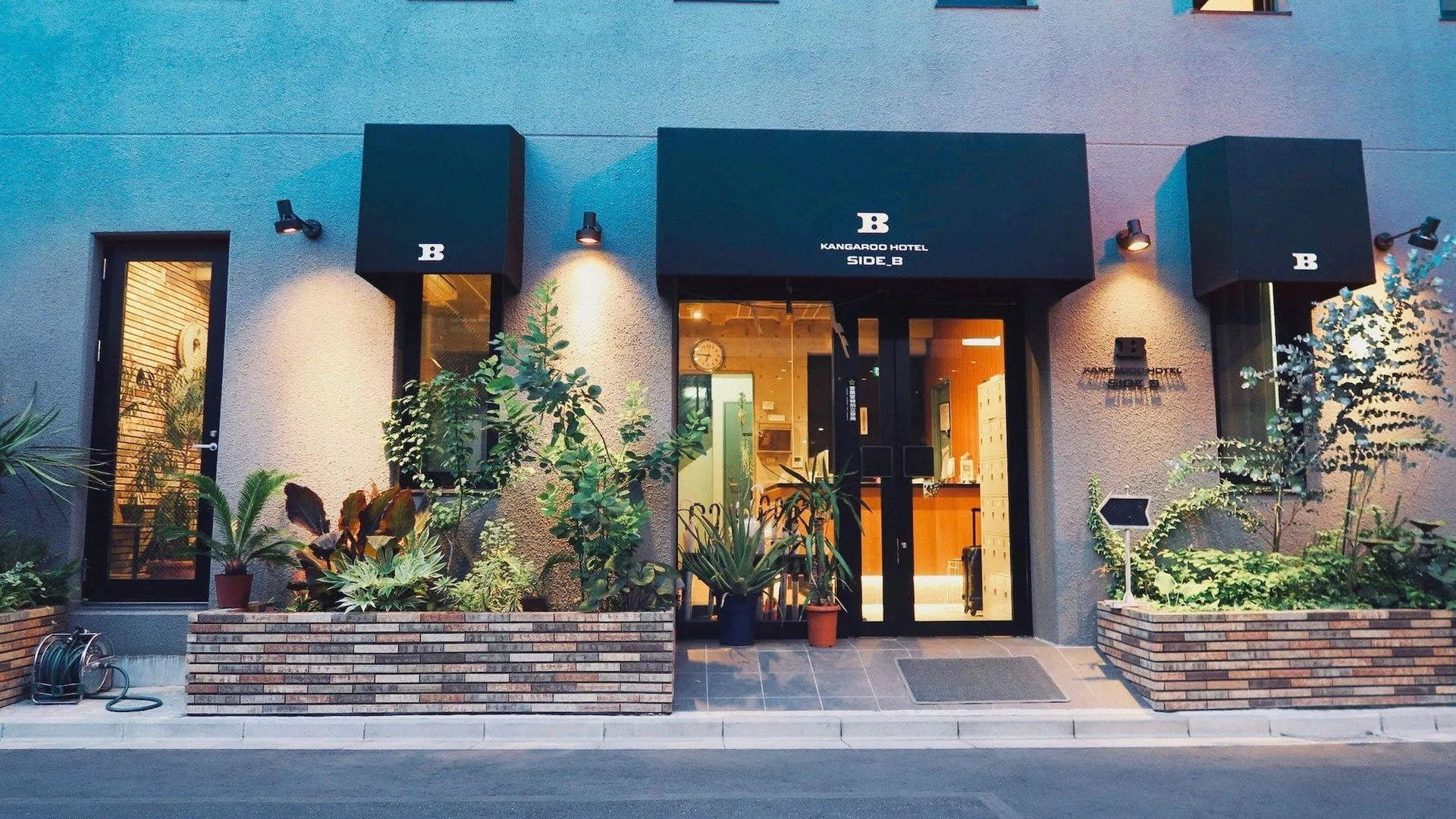 도쿄 / 동경 캥거루 호텔 사이드 B 1성급 호텔 로비