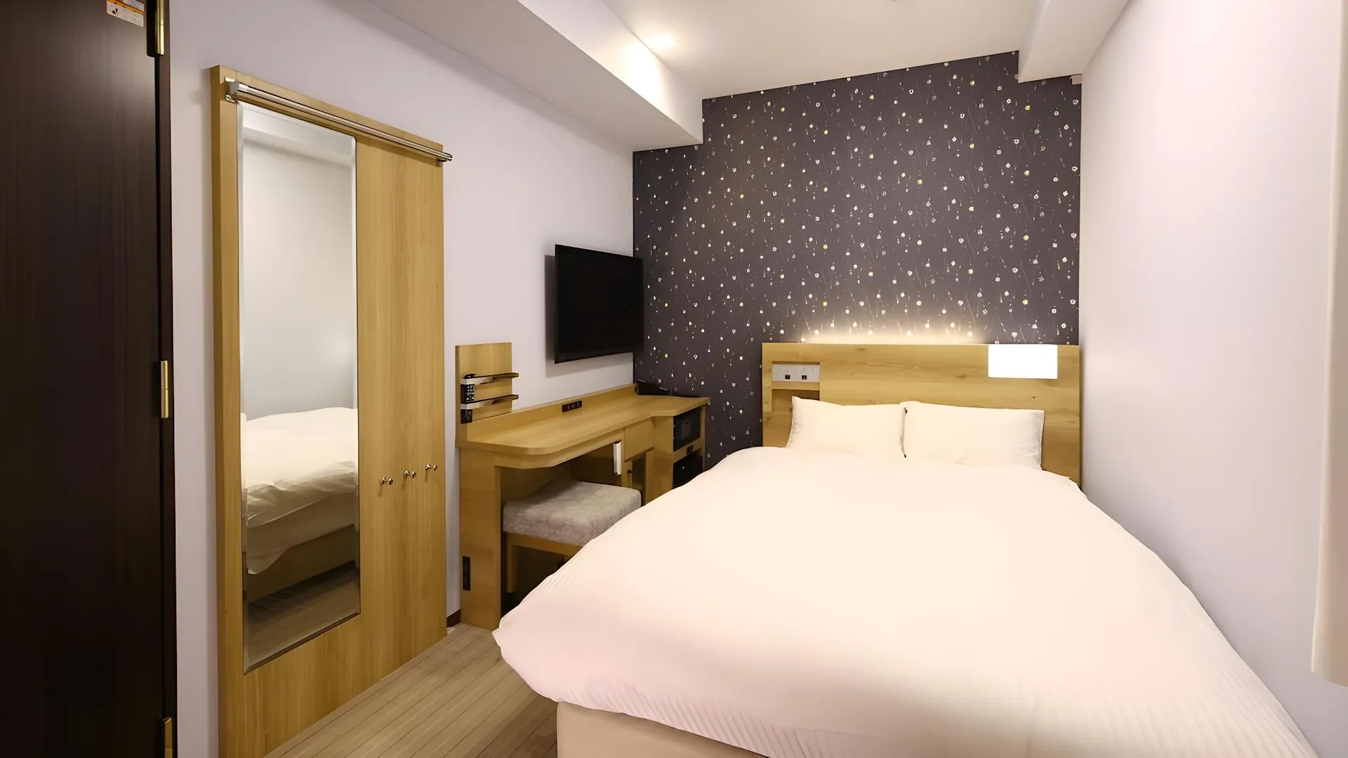 오사카 호텔 B 스위트 난바 쿠로몬 4성급 호텔 스위트룸