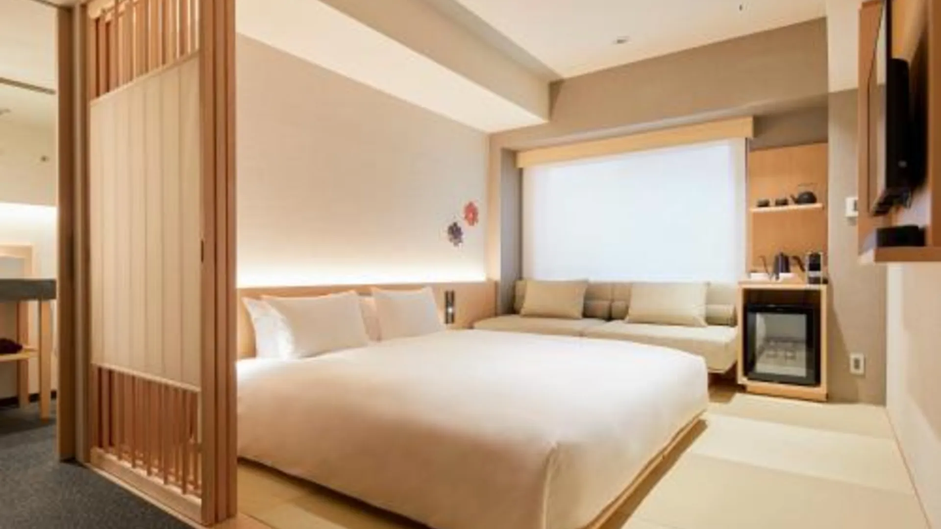 교토 아고라 교토 가라스마 4성급 호텔 스위트룸
