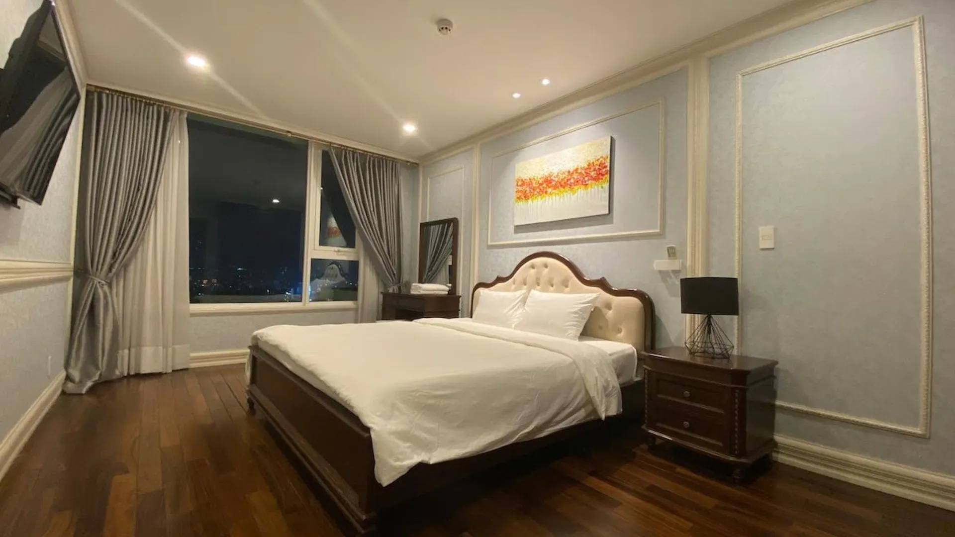 호치민 1군의 프라이빗 하우스 (117m², 침실 2개, 프라이빗 욕실 2개) 4성급 싱글룸 객실