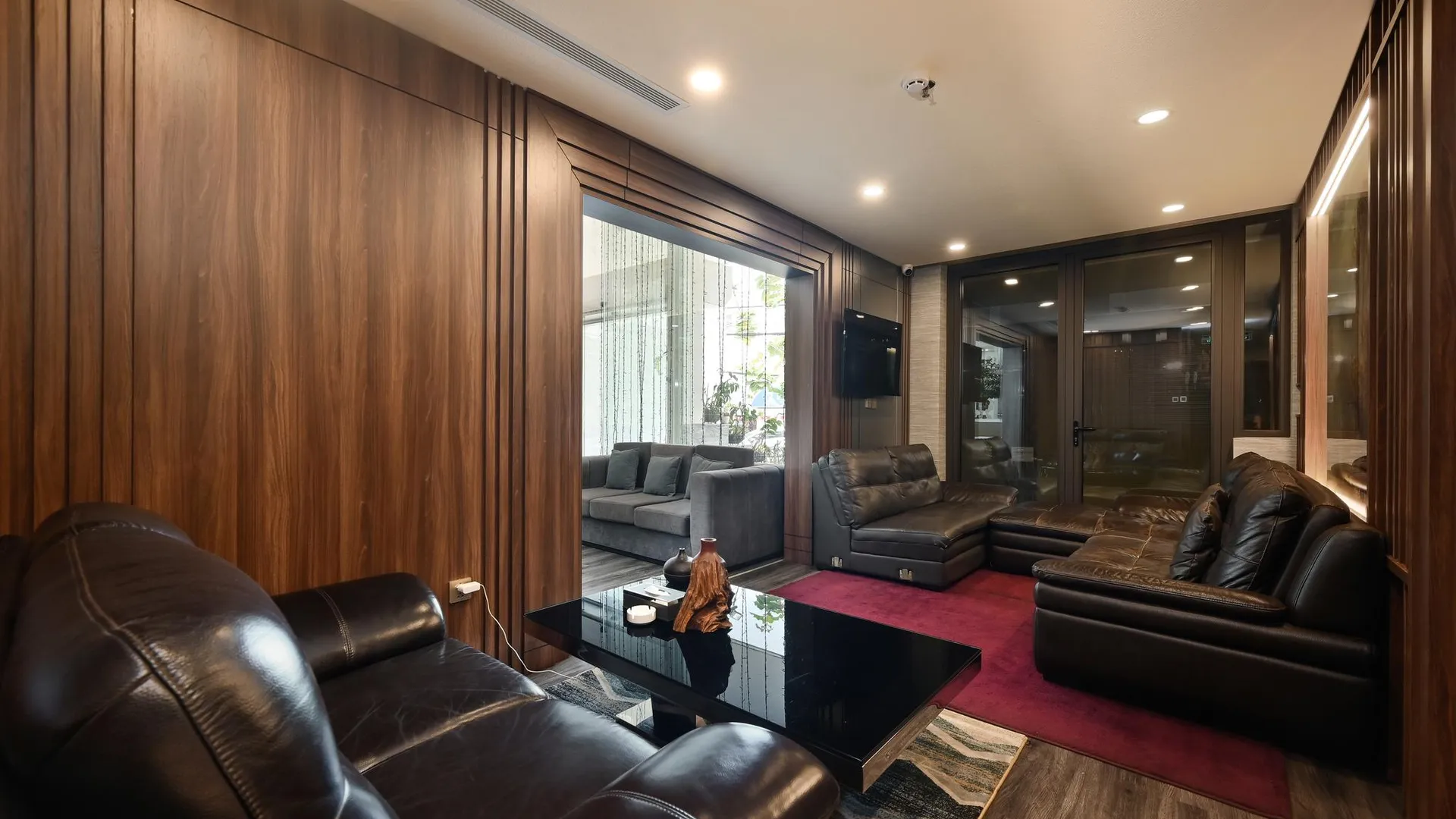 호치민 더 문 2 호텔 2성급 호텔 외관